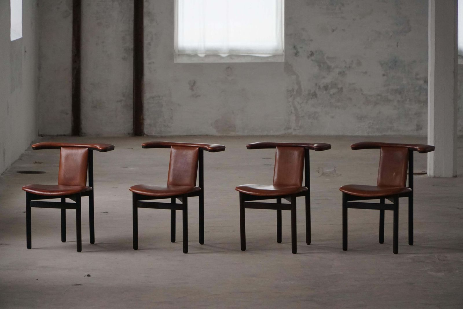 photo vinterior Hans Olsen, Set Of 4 Frederik VII Dining Chairs, Oak & Leather, Mid 20th Century