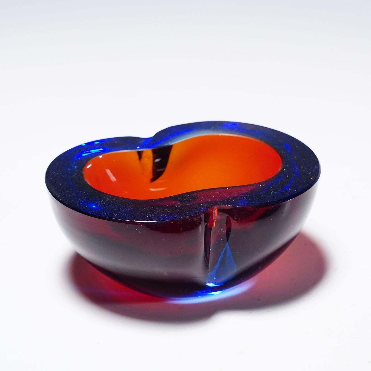 Seguso Vetri D'arte Murano Sommerso Glass Bowl 1960s photo for sale
