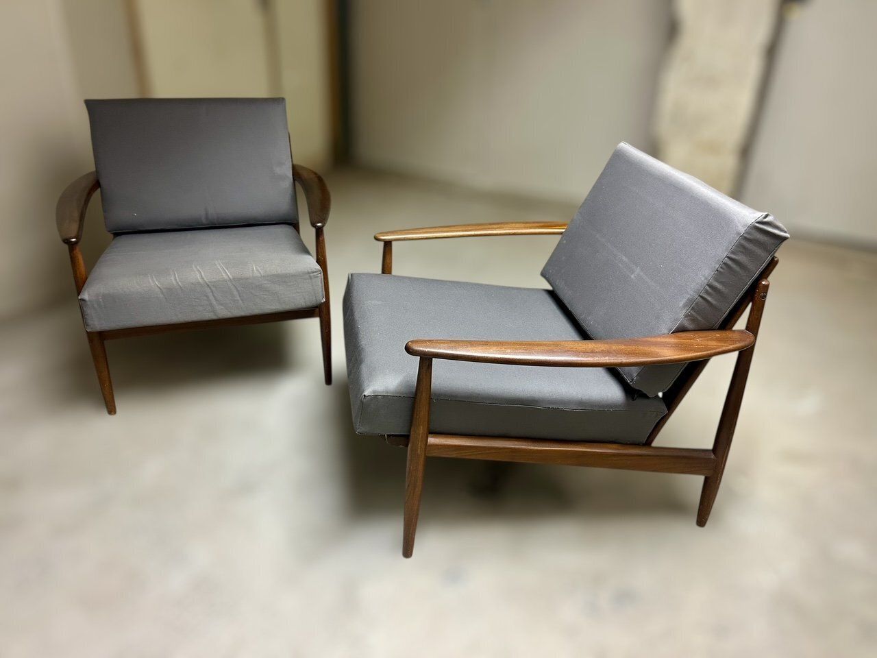 Vintage Scandinavian Lounge Chairs By Grete Jalk For Poul Jeppesens Møbelfabrik, 1960s, Set Of 2 photo vinterior