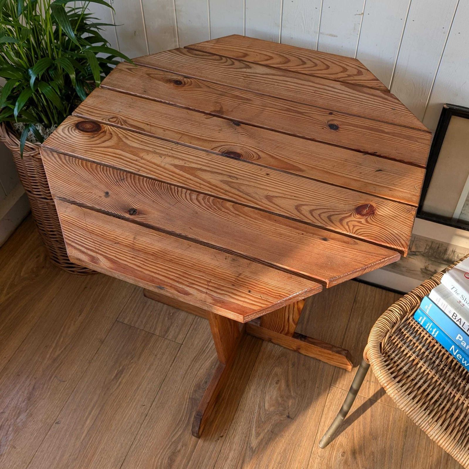 Mid Century Side Table, 1970s, Vintage photo furniture