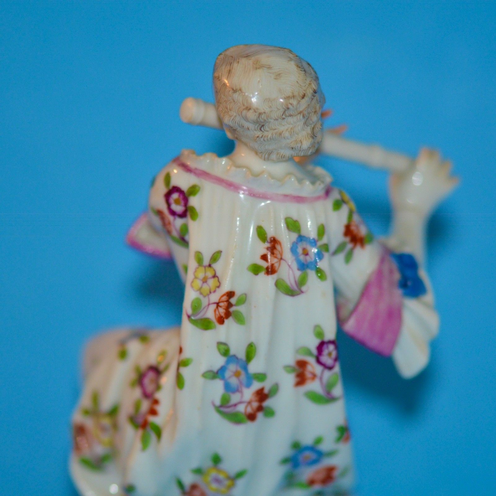 Meissen Porcelain Figure Of Lady Flutist Mid 18th Century photo vinterior