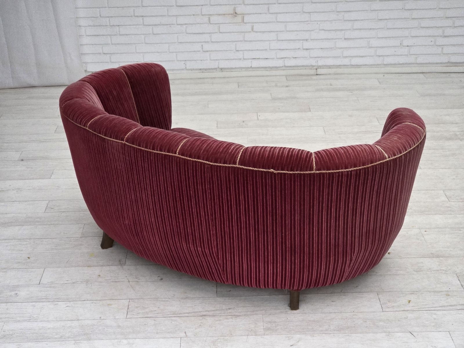 photo furniture 1960s, Danish 2 Seater "Banana" Sofa, Red Furniture Velour, Oak Wood.