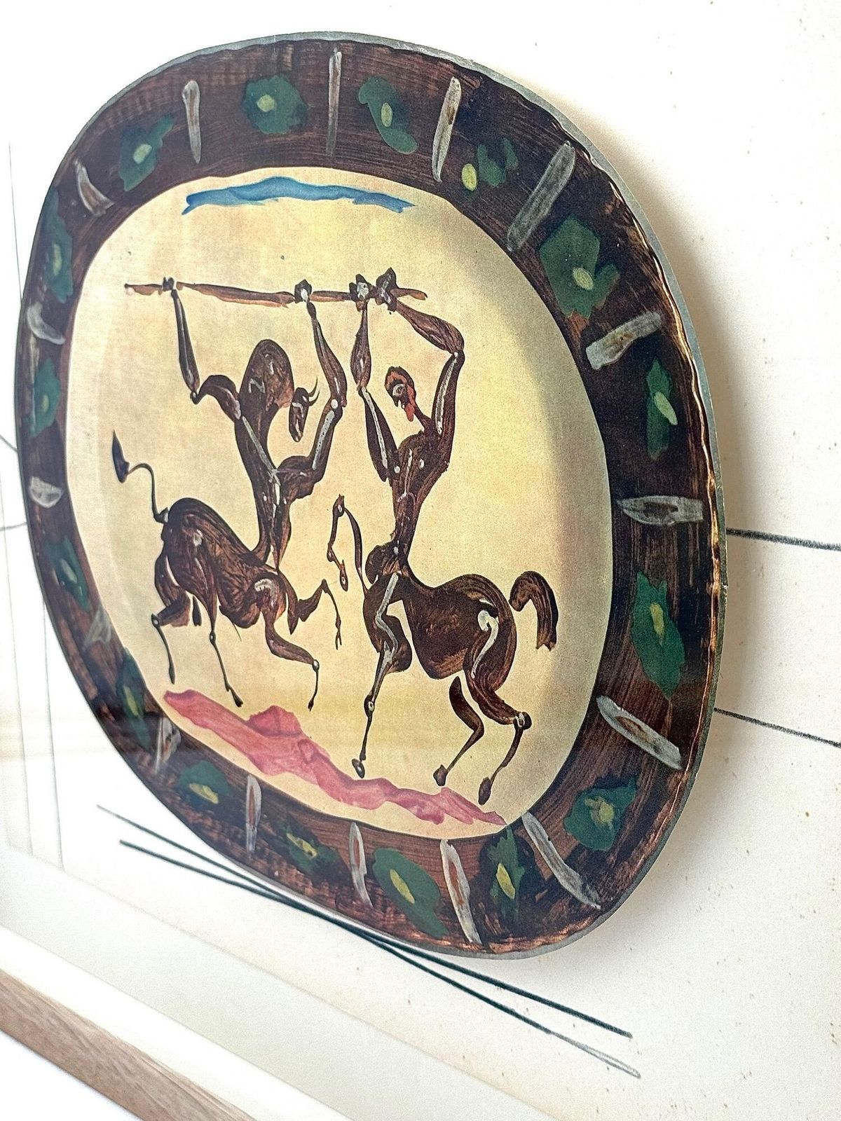 Copy   A Framed Lithographic Plate From The 1948 Swedish, Limited Edition Portfolio Of Only 200  “Ceramiques De Picasso” photo vinterior