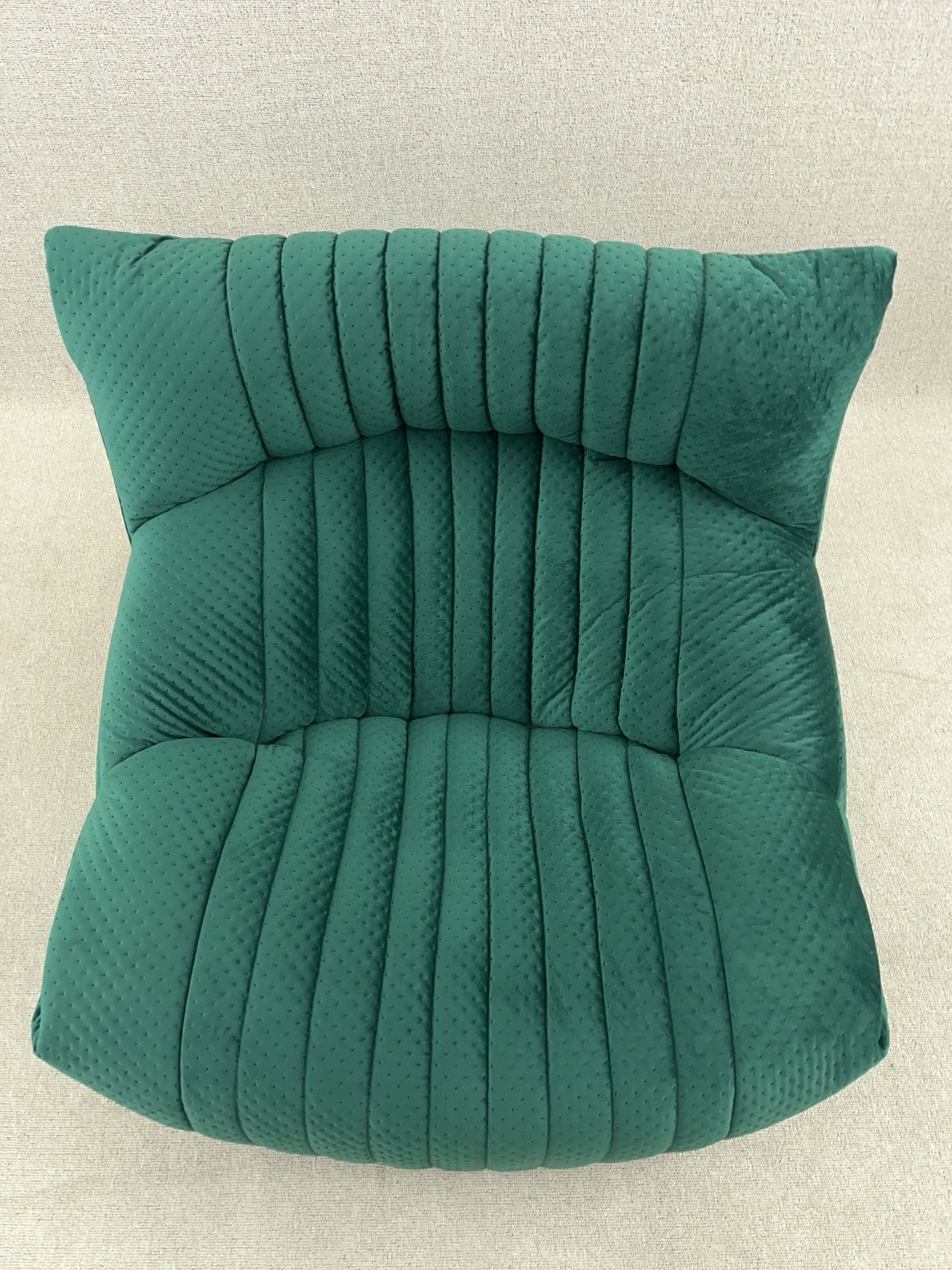 photo for sale Armchair Chair Settee One Seater Green Velvet Aralia From Ligne Roset