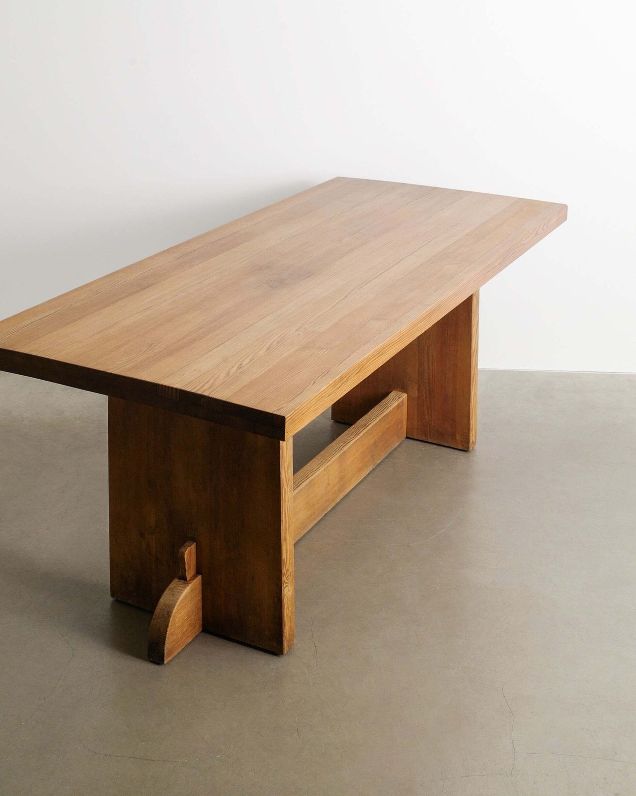 Early Swedish Modern Wooden "Lovö" Dining Table By Axel Einar Hjorth For Nordiska Kompaniet, 1930s photo vinterior