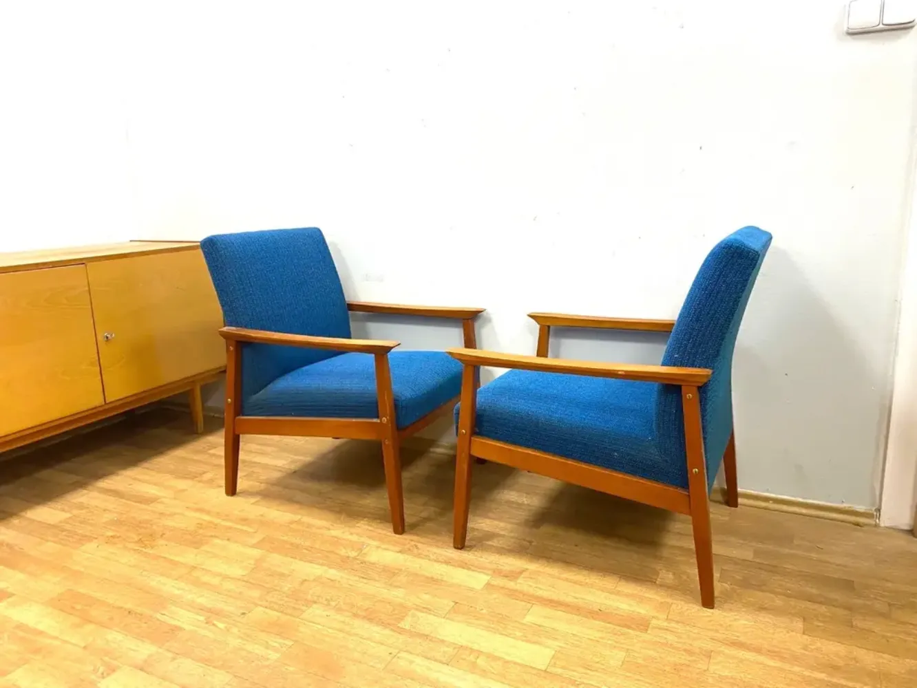 Set Van 2 Retro Fauteuils, Ton, Jaren 1960, Tsjecho Slowakije photo furniture