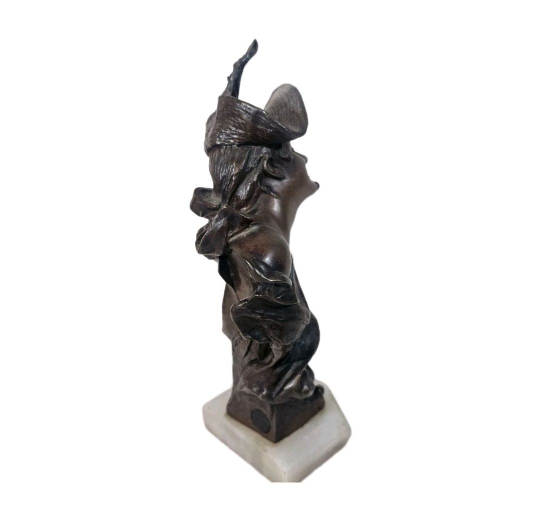 A Georges Van Der Straeten Art Nouveau Bronze Bust Of A Young Woman, Signed photo 895.0
