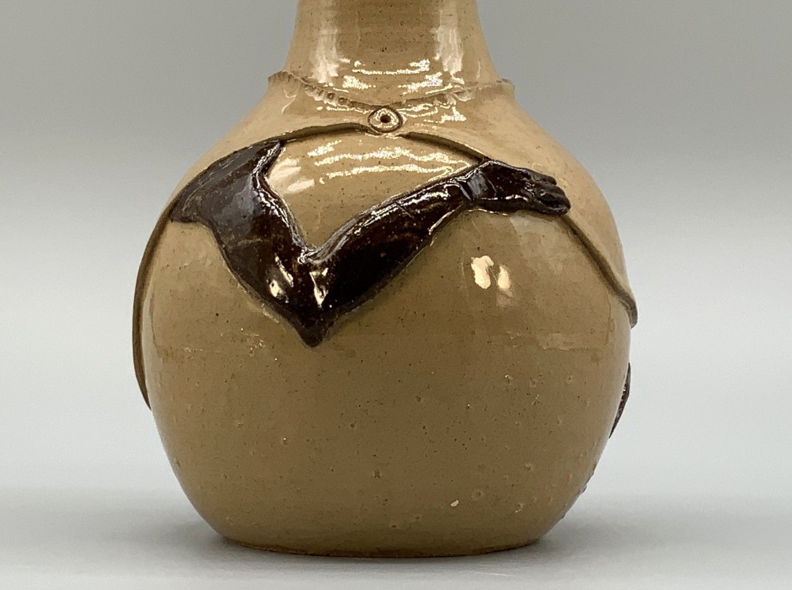 photo vinterior Vintage Antique Folk Art Ceramic Grotesque Face Bottle Vase Jug Breweriana
