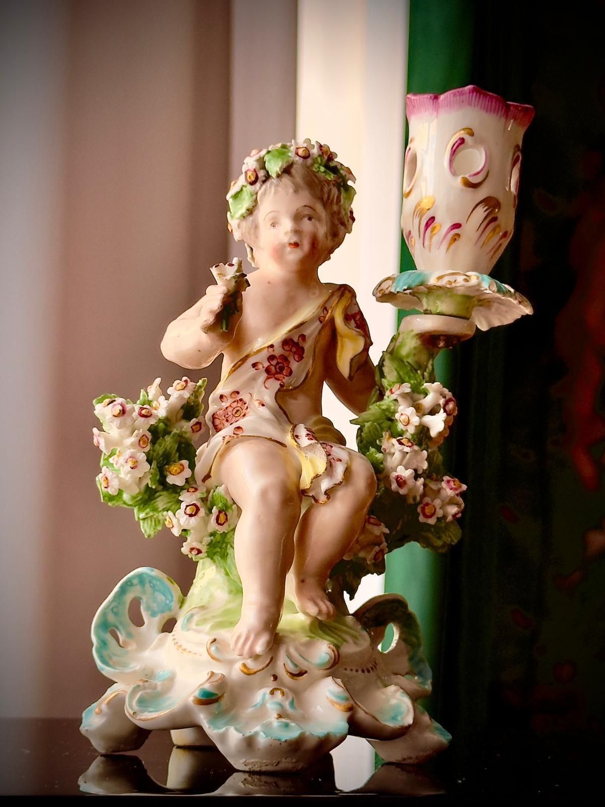 Pair Of 18th Century Georgian Derby Porcelain Cherub Candlesticks, England C.1760–1780 photo vinterior