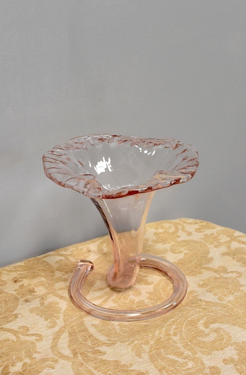 Art Nouveau Vase In Glass 20th photo furniture