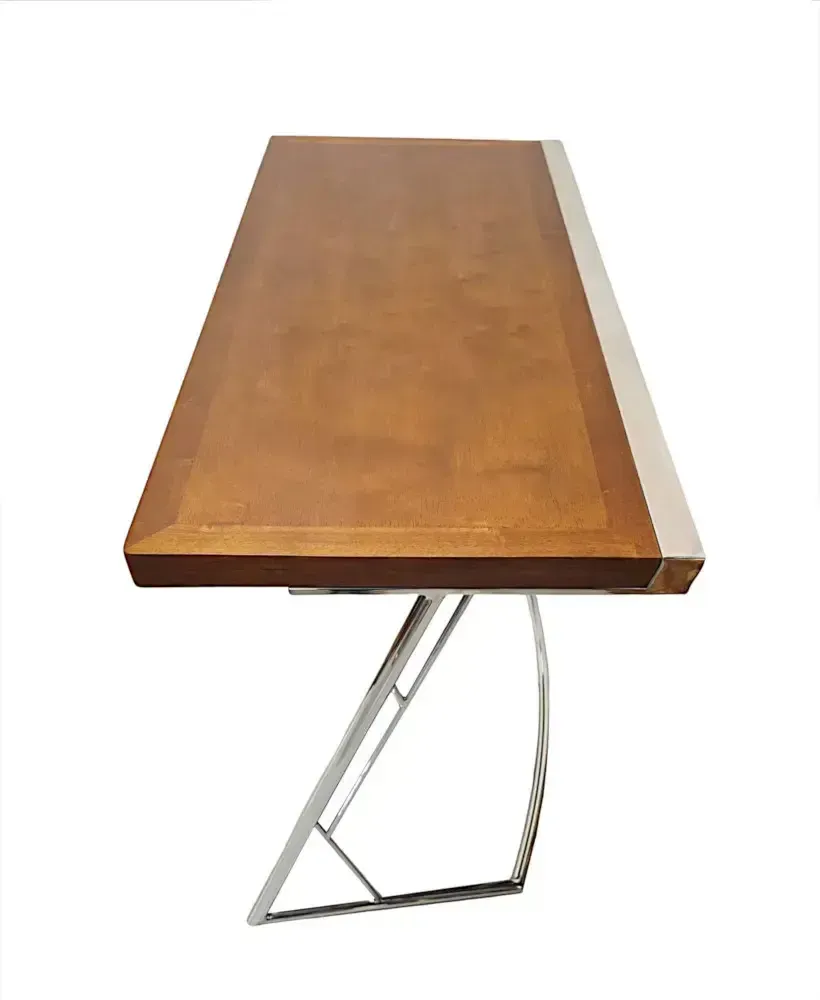 A Fabulous Art Deco Design Chrome And Walnut Desk € 1,650.00 photo 1432.7416