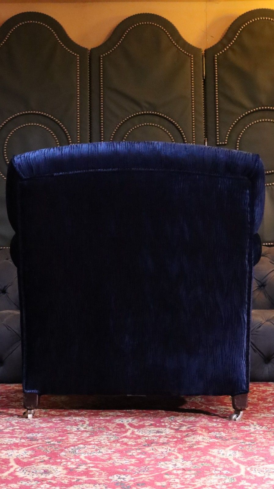 photo vinterior George Smith Full Scroll Arm Signature Armchair Navy Blue Villandry Velvet Del🚚
