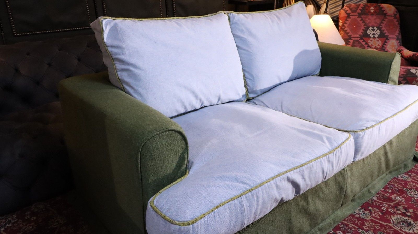 photo buy Stunning William Yeoward 2 Seater Sofa Bed In Denim & Woven Linen Fabric Del 🚚