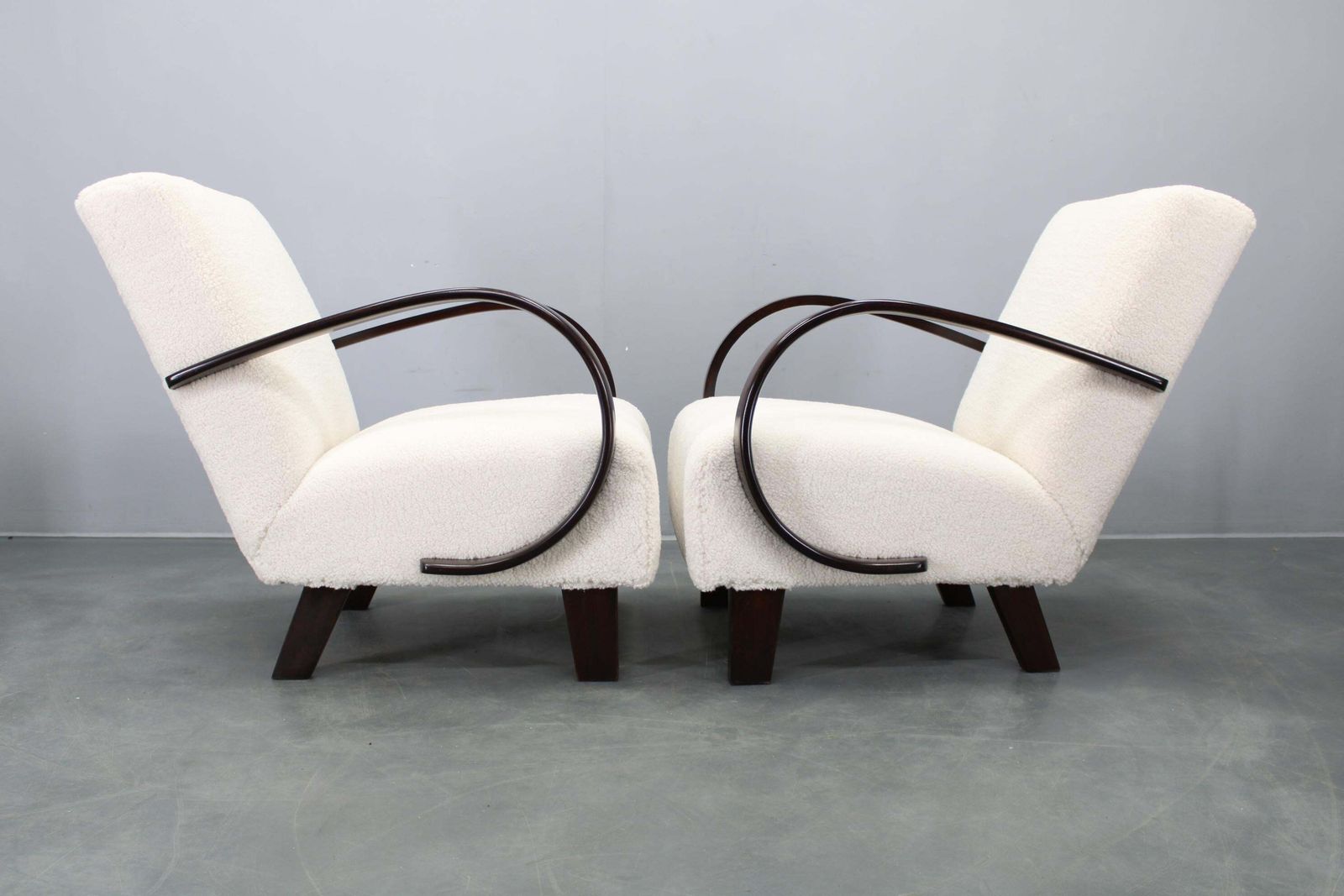 1940s Art Deco Armchairs By Jindřich Halabala, Beech Wood Upholstered photo Furniture