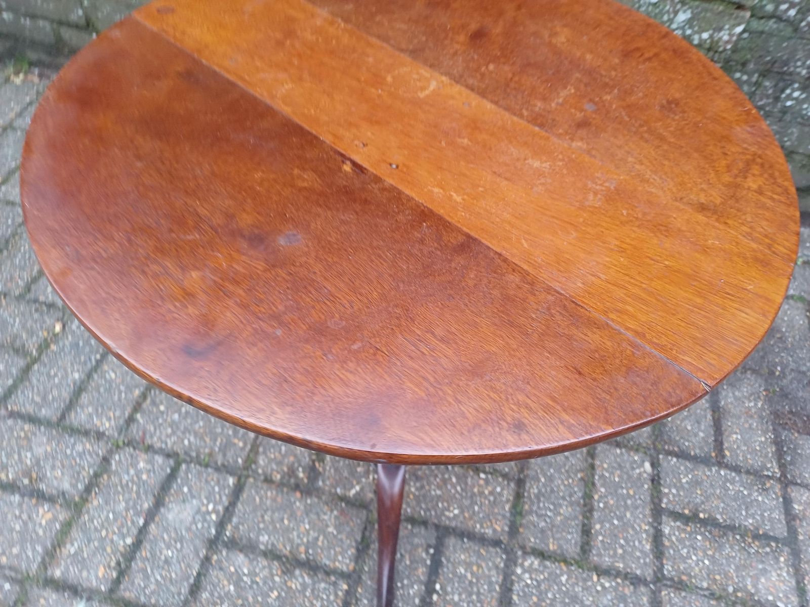 Victorian Mahogany Occasional Side Wine Table Round Top Turned Column Tripod Base Antique Lamp Plant Stand Bedside Table photo furniture