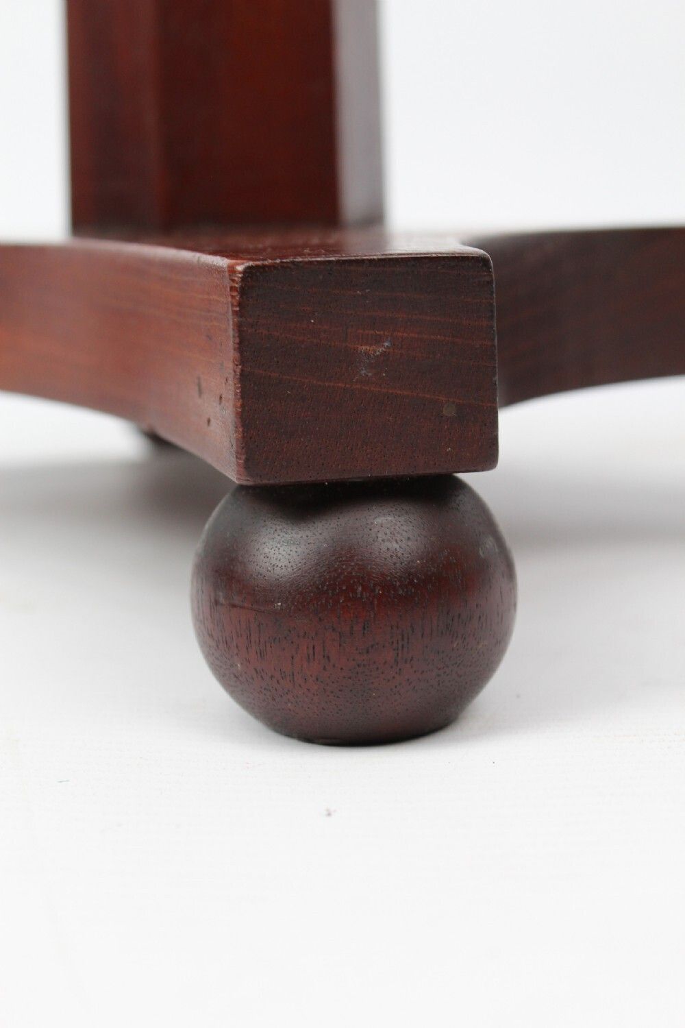 Small Antique William IV Mahogany Wine Table photo vinterior