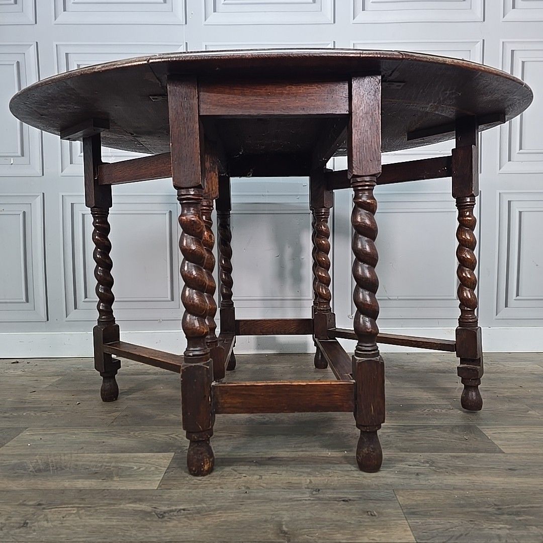 photo vintage Antique Sofa Dining Table Solid Oak Barley Twist Drop Leaf Gate Leg Oval Wooden