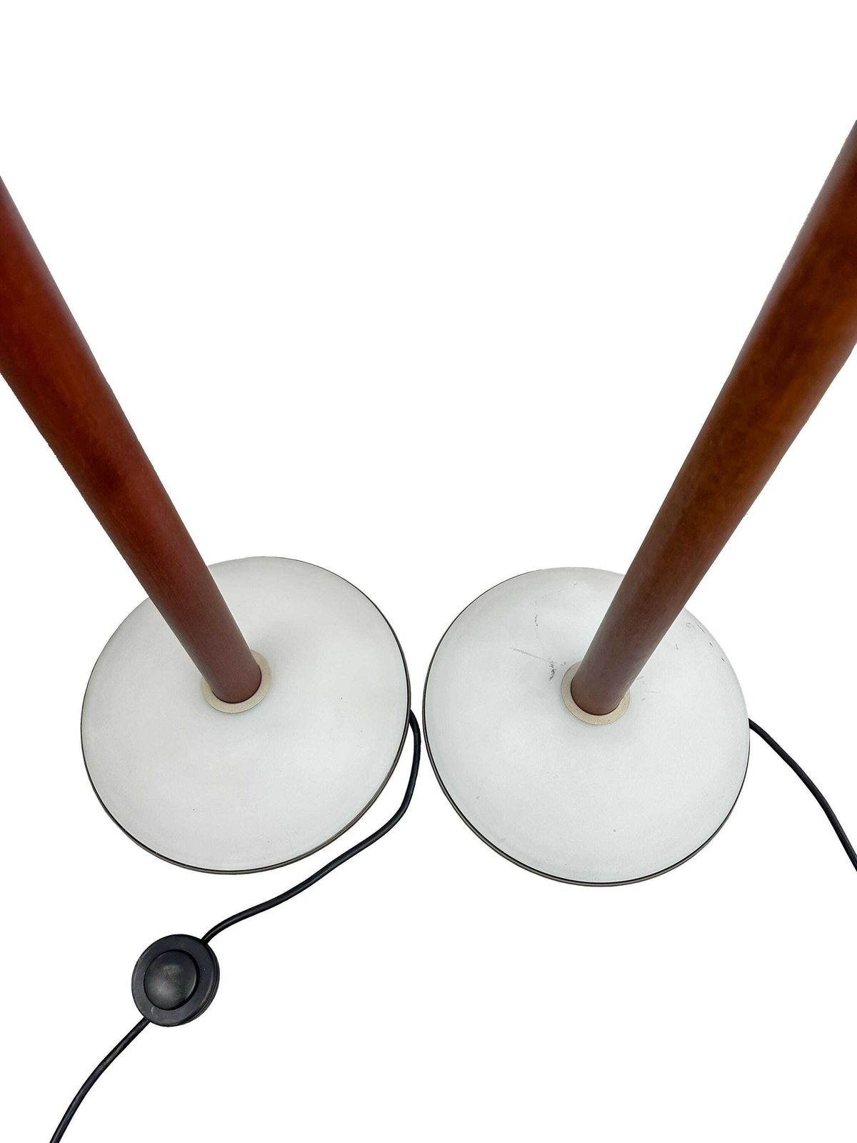 Pair Of Vintage Pao F Standing Floor Lamps – Matteo Thun For Arteluce, Italy (1990s) Postmodern photo vinterior