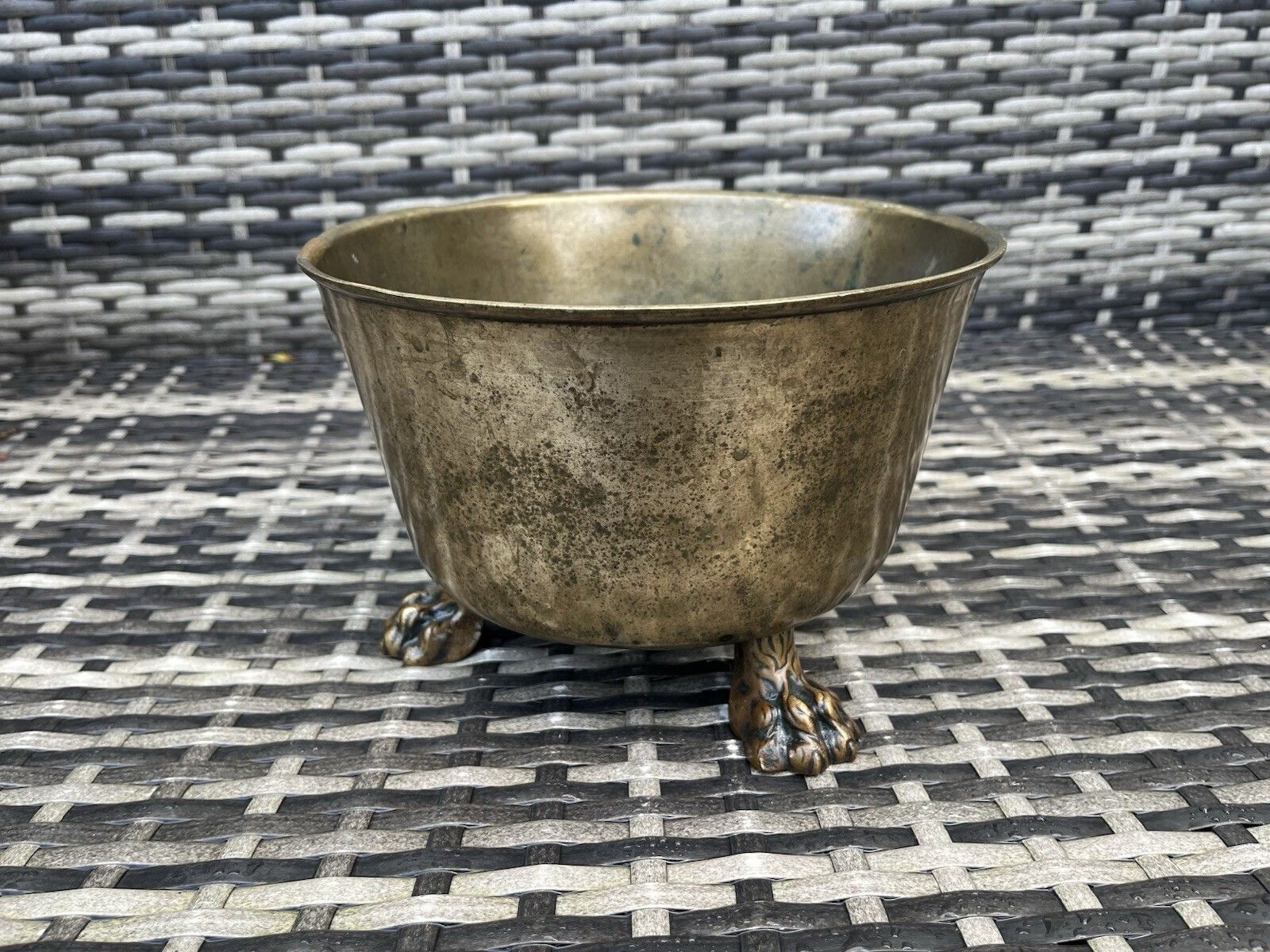 Quality Antique Bronze Brass Lions Foot Planter Plant Pot Jardiniere Cachepot photo vinterior