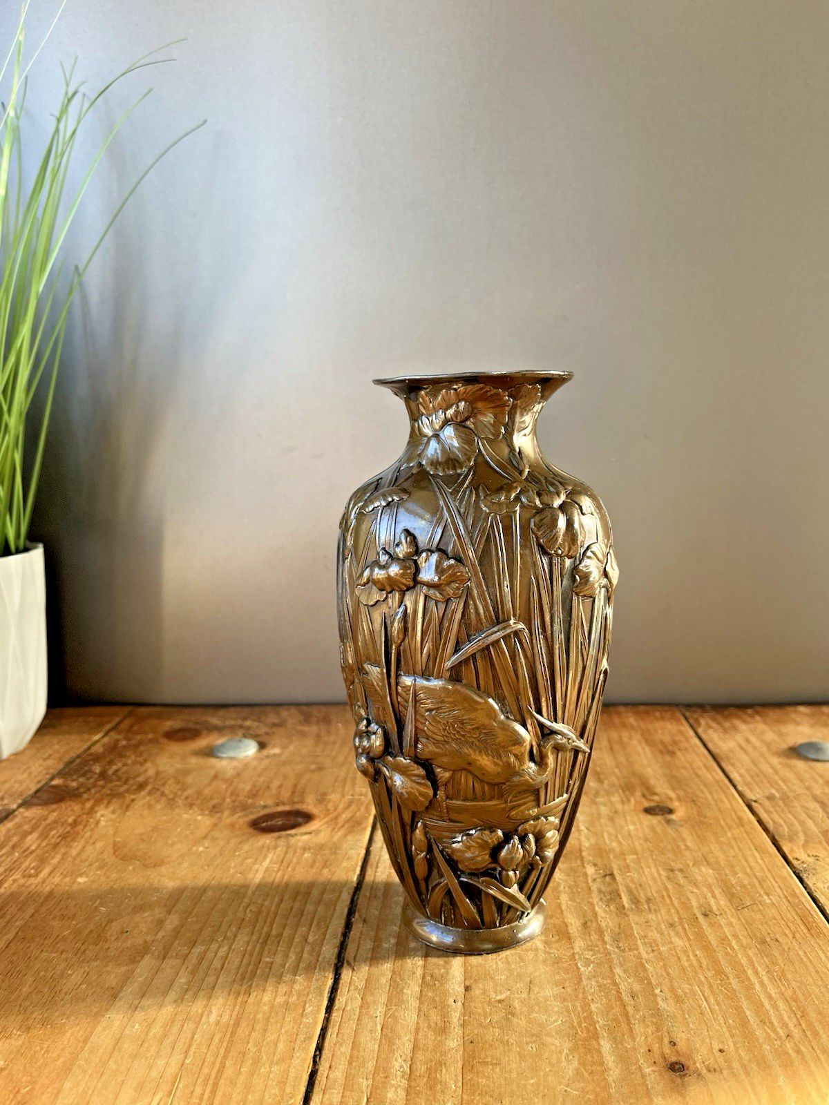 Antique Japanese Meiji Period Bronze Tone Copper Clad Crane Bird Vase Nouveau photo 125.0