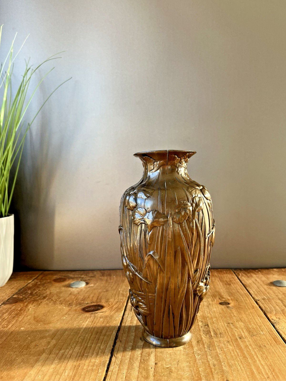 Antique Japanese Meiji Period Bronze Tone Copper Clad Crane Bird Vase Nouveau photo buy
