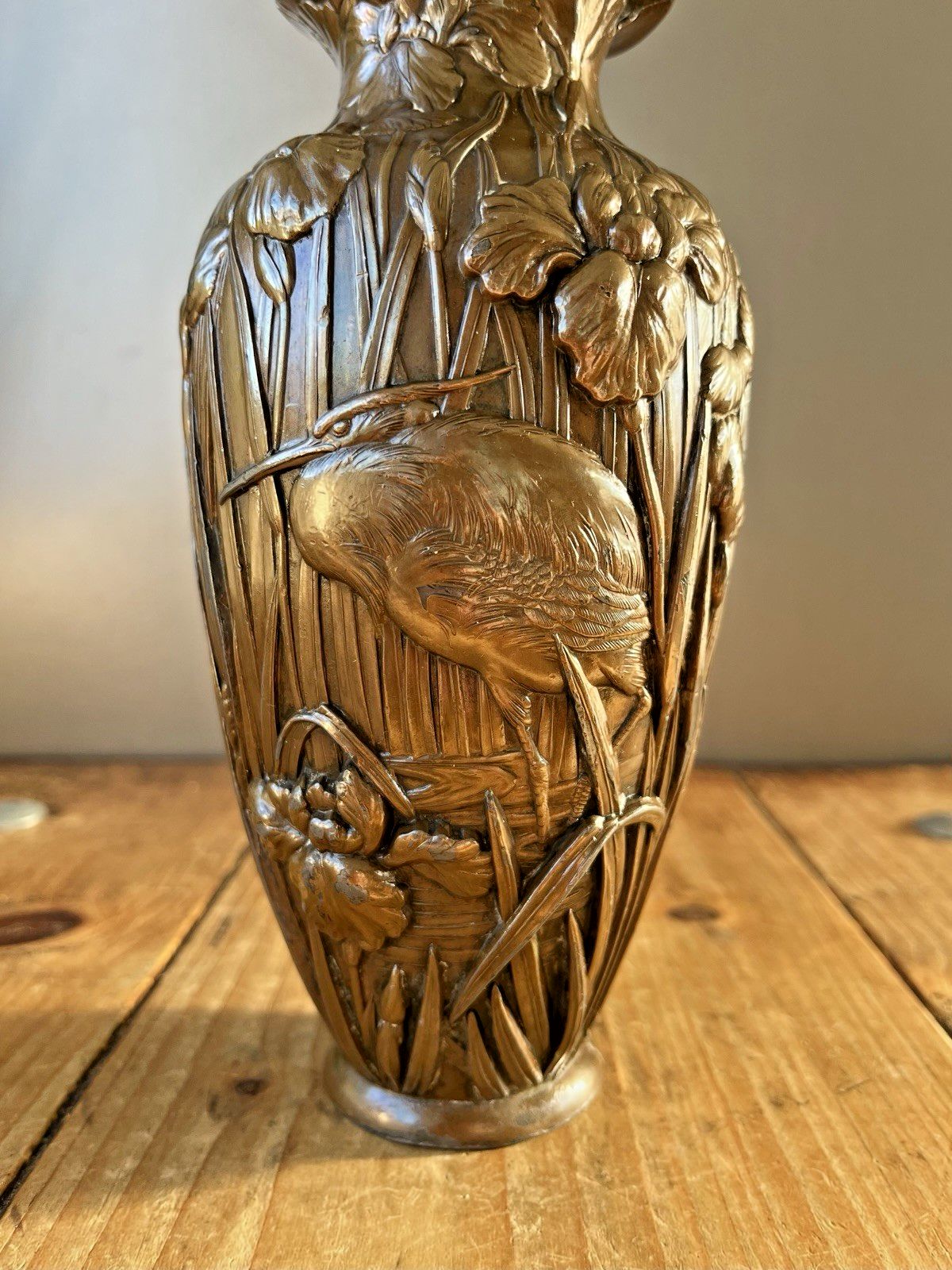 photo furniture Antique Japanese Meiji Period Bronze Tone Copper Clad Crane Bird Vase Nouveau