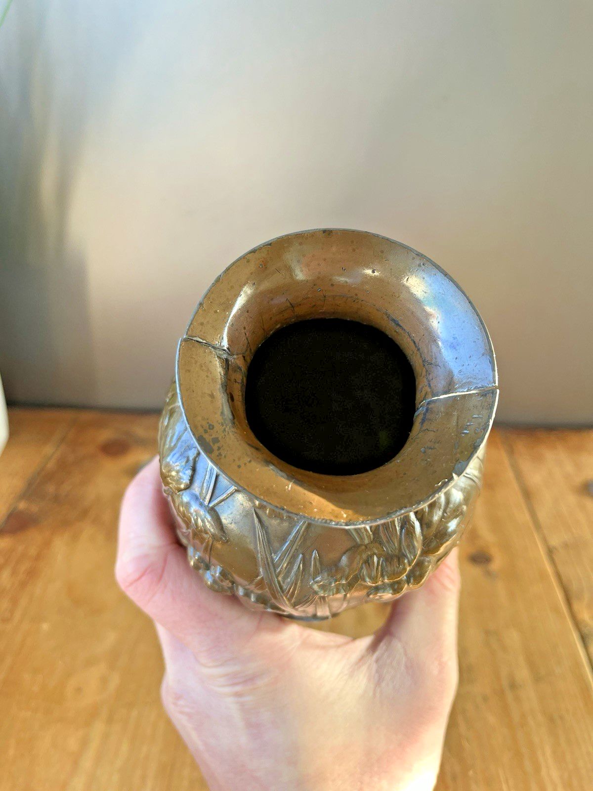 Home Decor Antique Japanese Meiji Period Bronze Tone Copper Clad Crane Bird Vase Nouveau photo