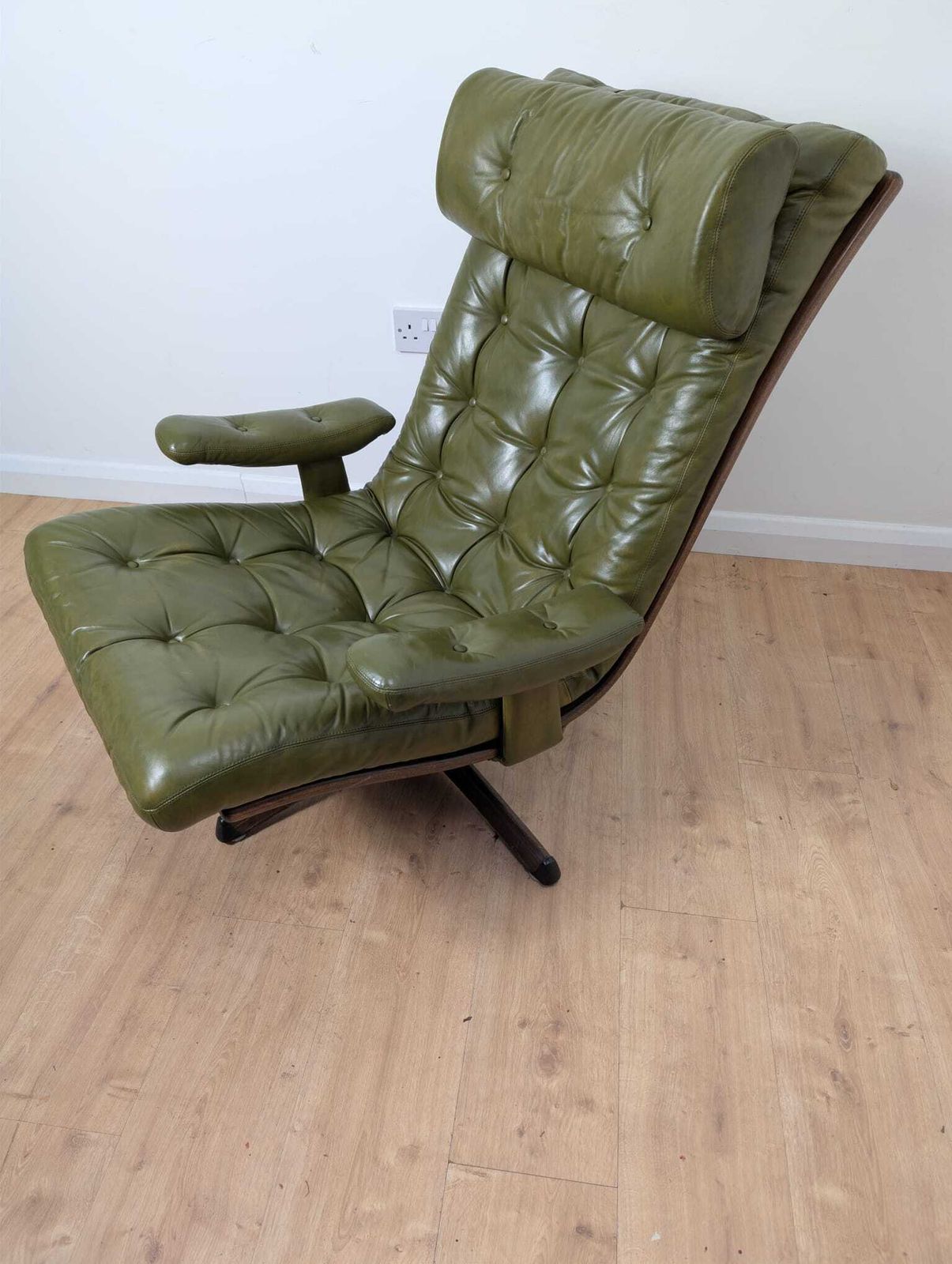 Vintage Swedish Göte Möbler “Delfin” Olive Green Mid Century Leather Swivel Armchair, 1970s, photo for sale