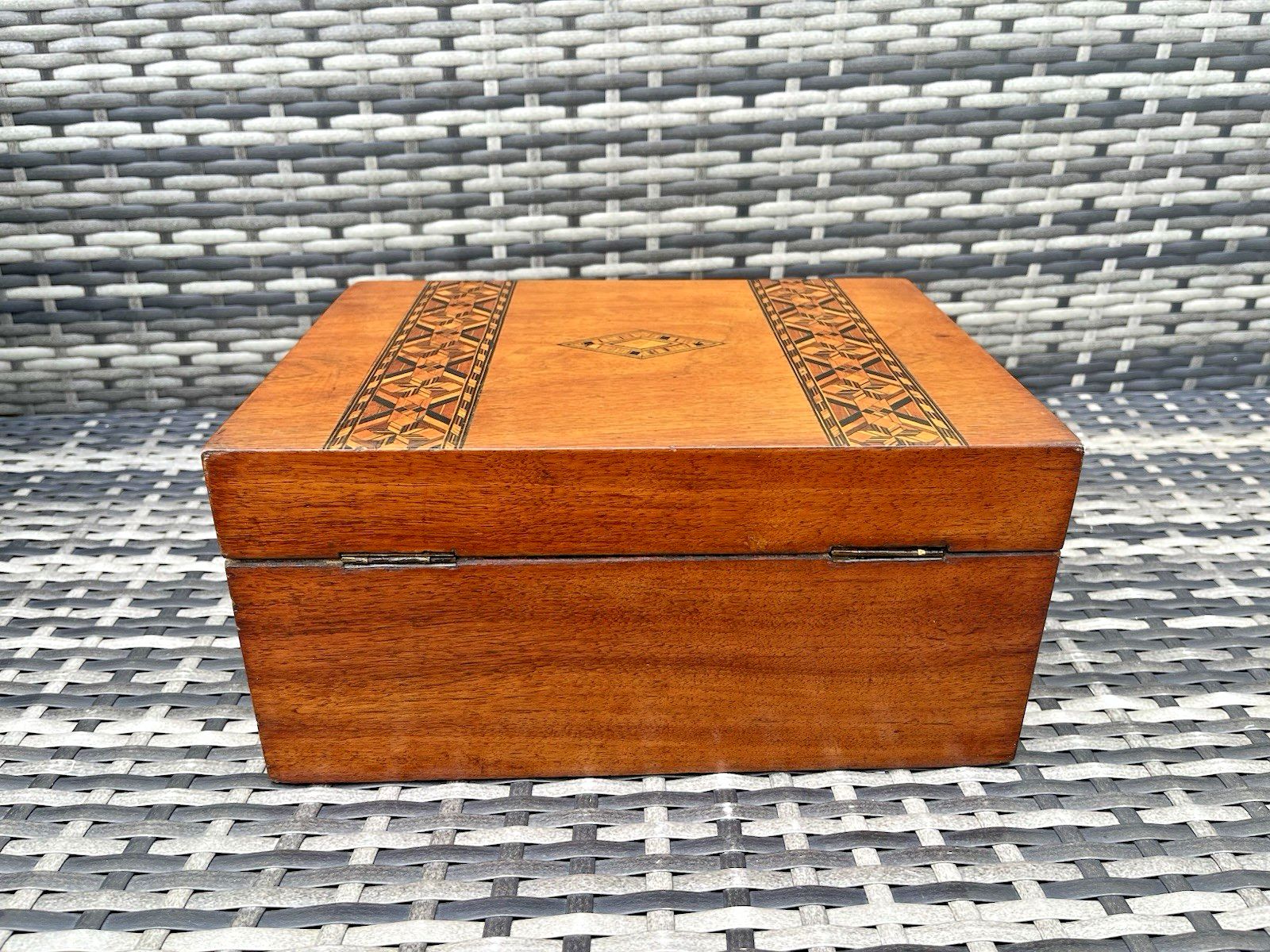 Antique Inlaid Walnut Diamond Wood Storage Box Deco photo Home Decor