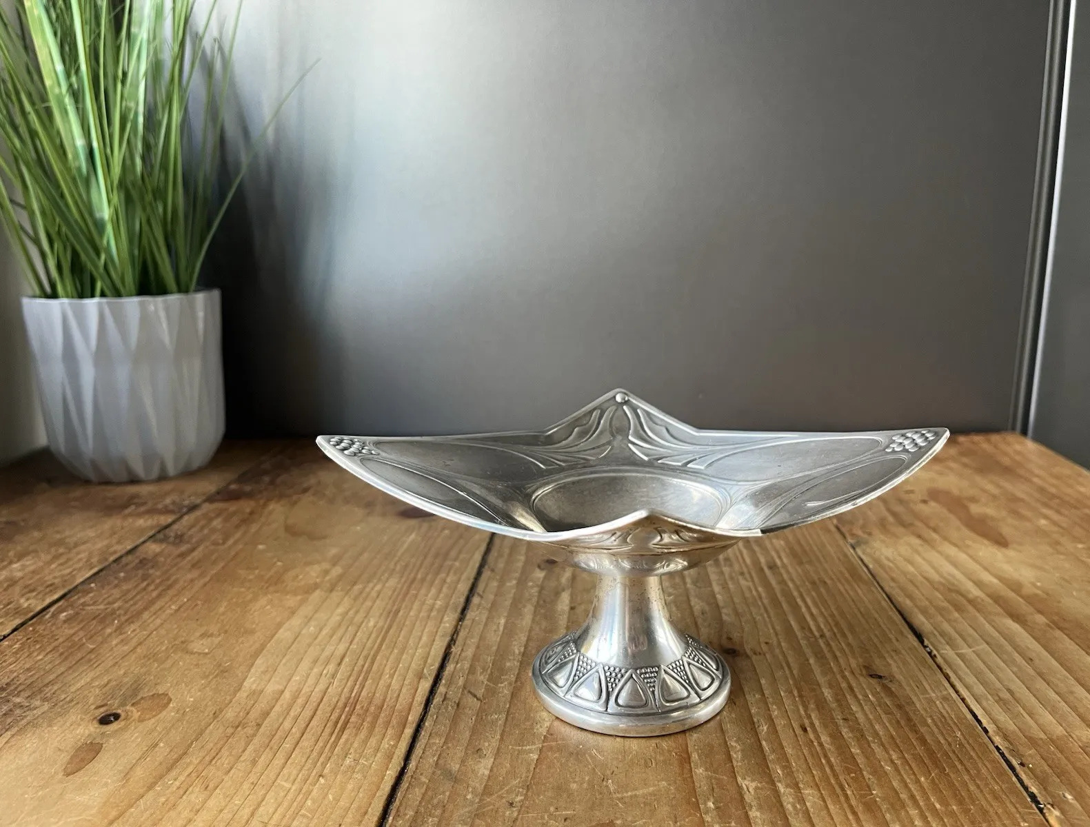 Antique Art Nouveau Wmf Jugendstil Pedestal Bowl Stand Silver Plated / Pewter photo 110.0
