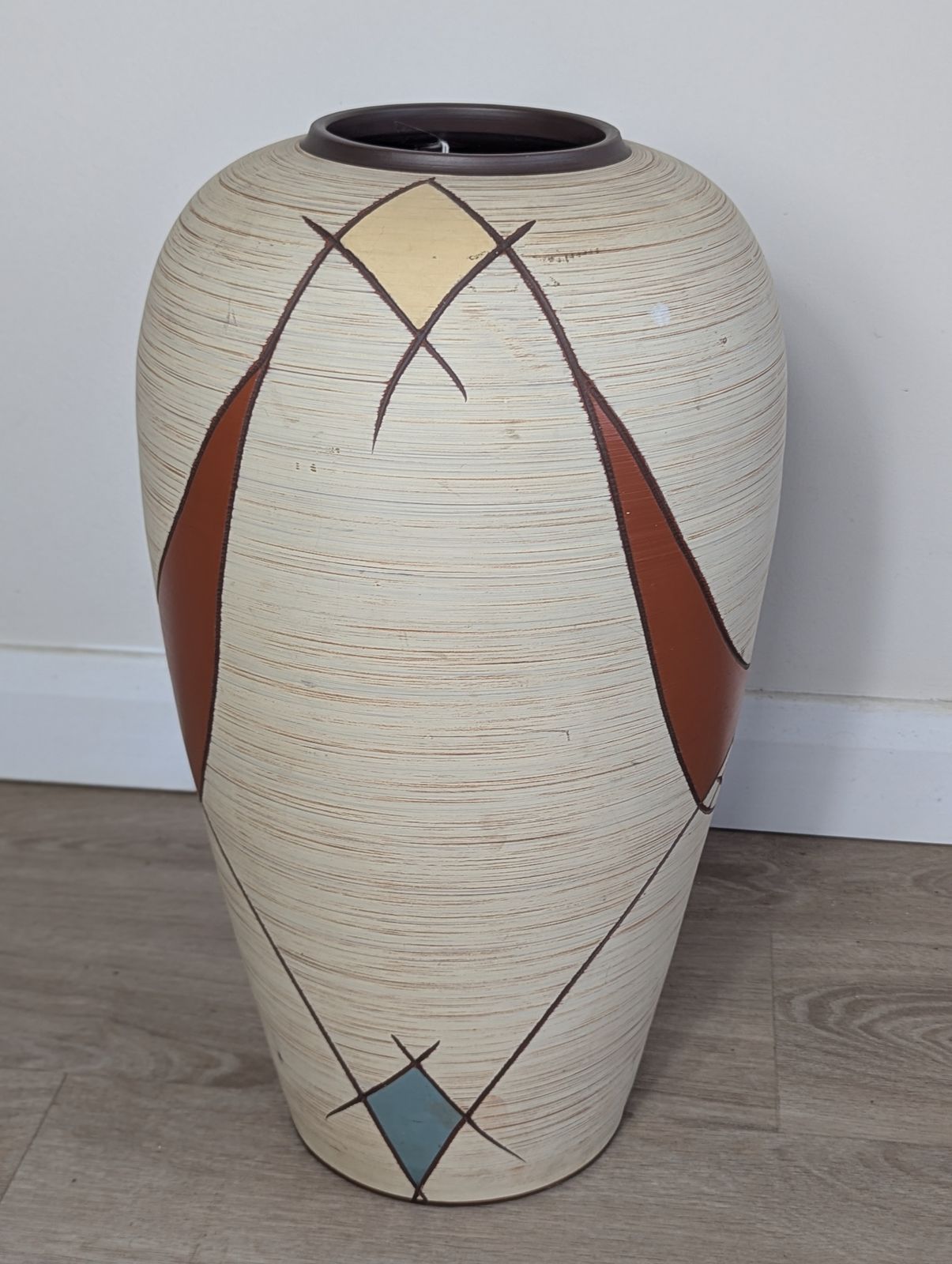 Tall German Floor Vase With Abstract 1950s Designby Franz Schwaderlapp, West Germany, C.1955–65 photo vinterior
