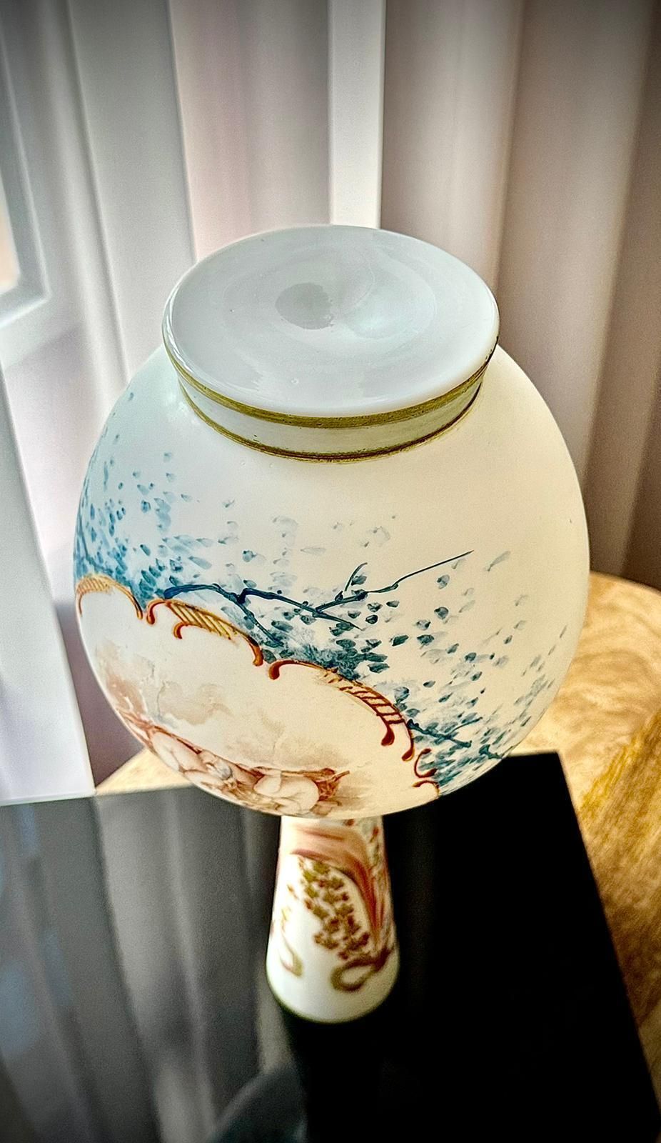photo vintage Pair Of 19th Century French Opaline Glass Vases With Hand Painted Cherubs