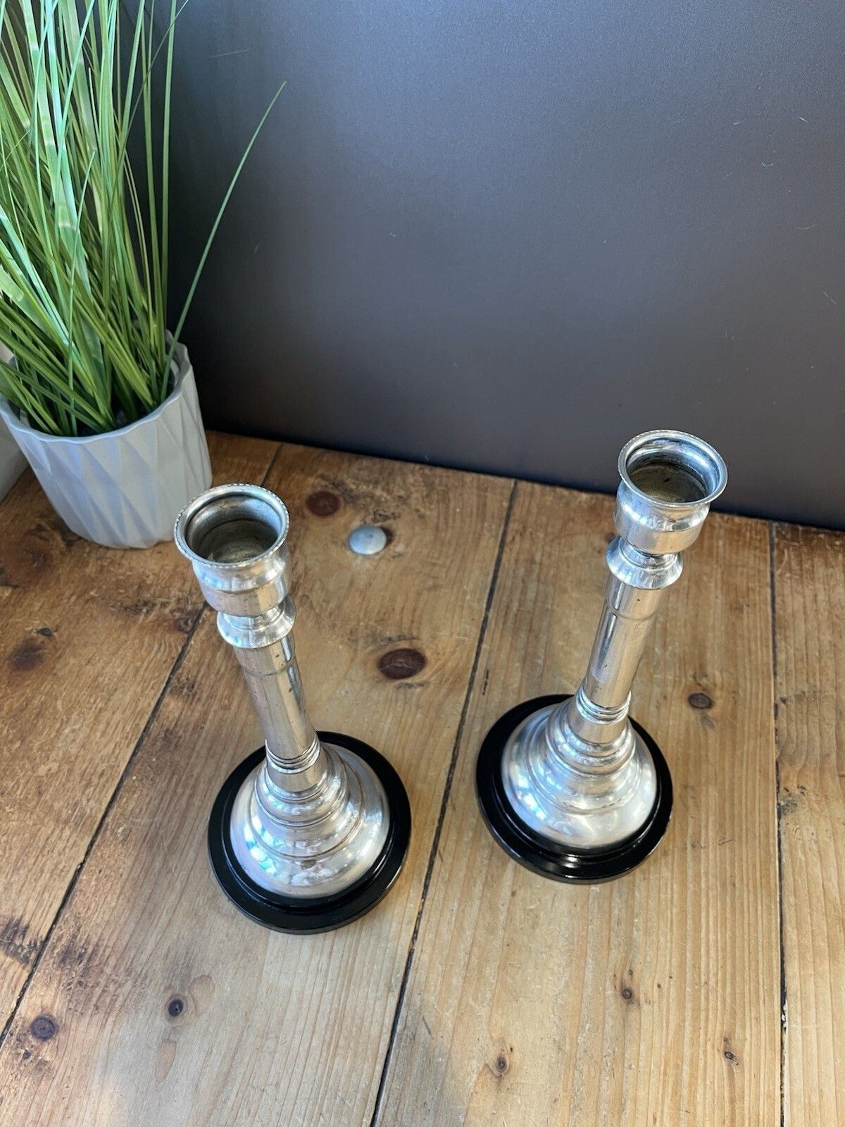 photo vintage Pair Of Art Deco Silver Plated Stepped Base Column Candlesticks Candle Holders