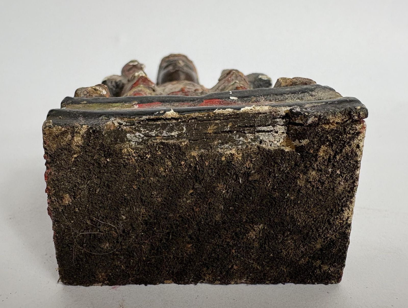 Antique Chinese Carved Wooden “Emperor” Figure – Polychrome Traces & Ink Inscription, 13cm photo vinterior