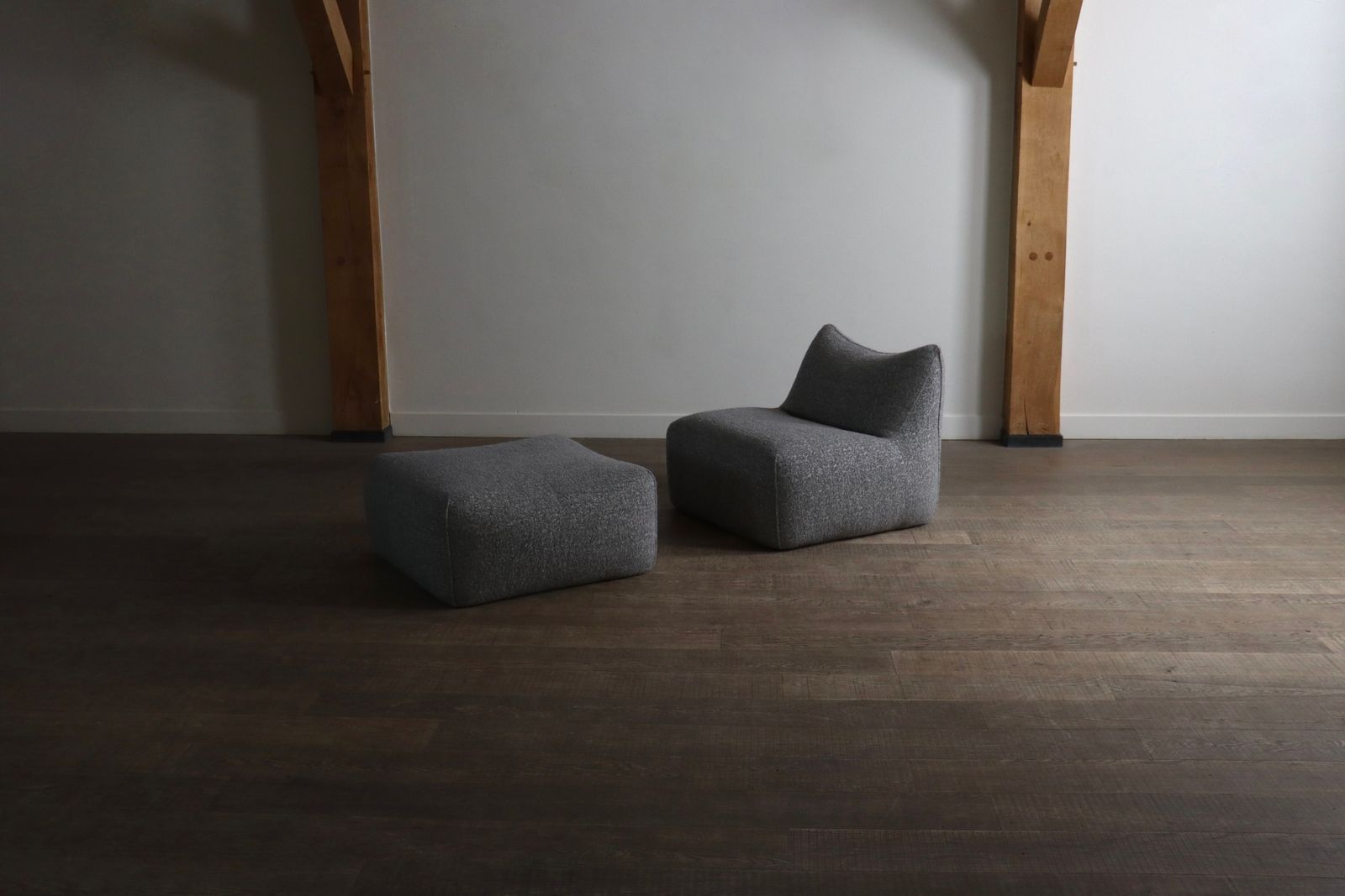 Le Bambole Lounge Chair Met Ottoman In Bouclé Van Mario Bellini Voor B&B Italia, Jaren 1970 photo vintage