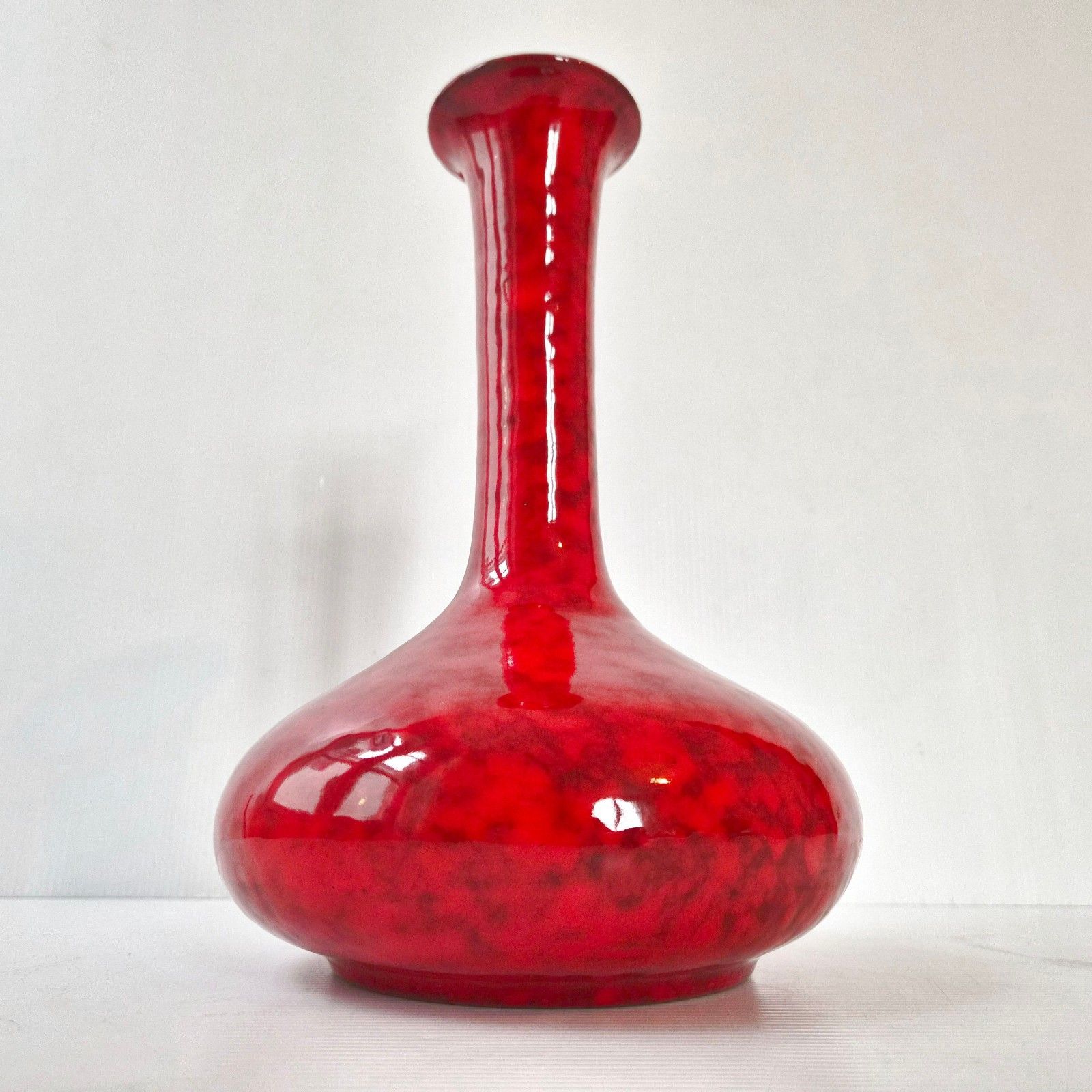 Vintage Italian 1950 Ceramic Red Muskettee Black Vase 50s 1950s Rockabilly photo buy