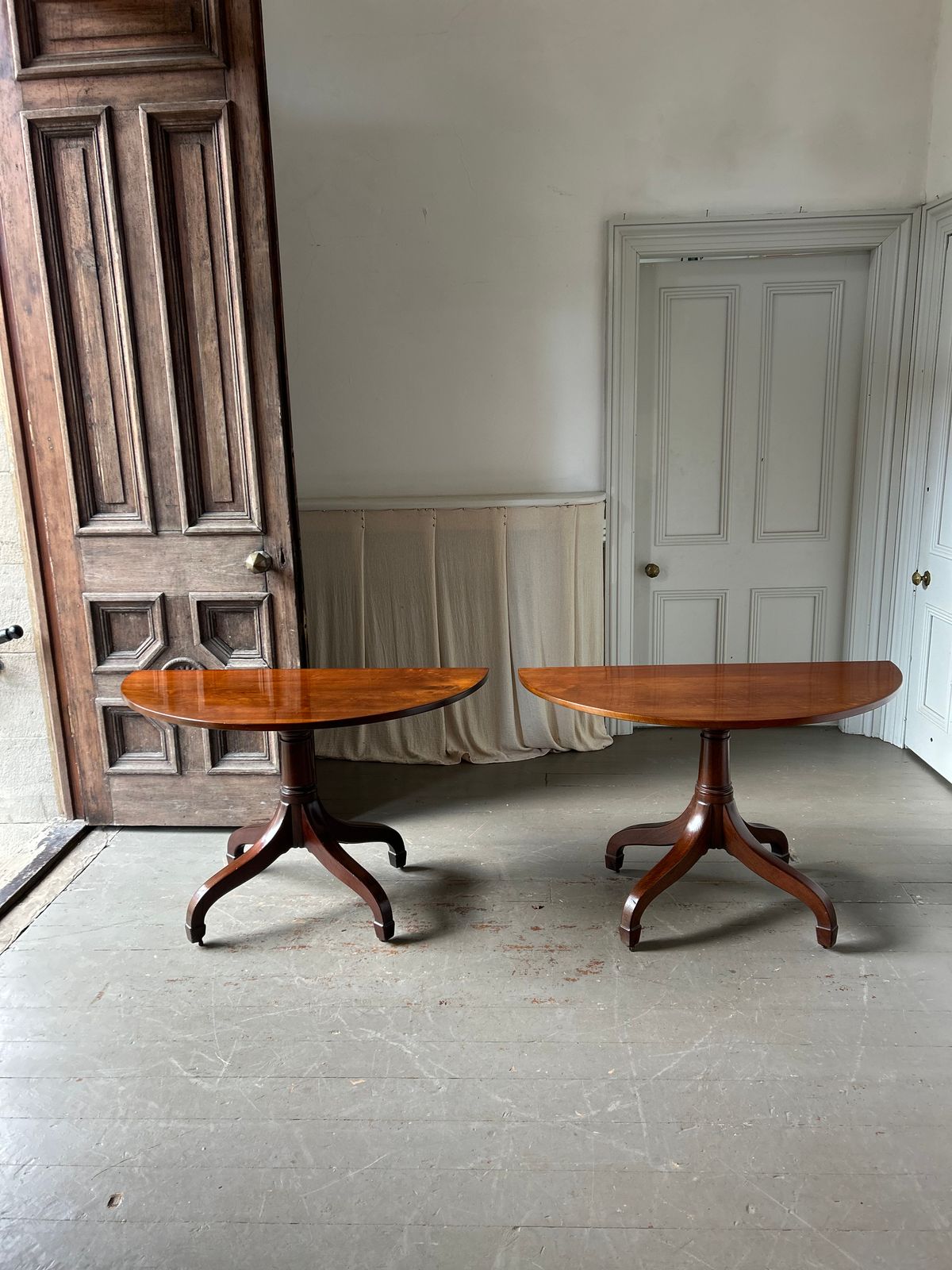 Handsome Pair Of 18th Century Mahogany Console Tables photo Furniture