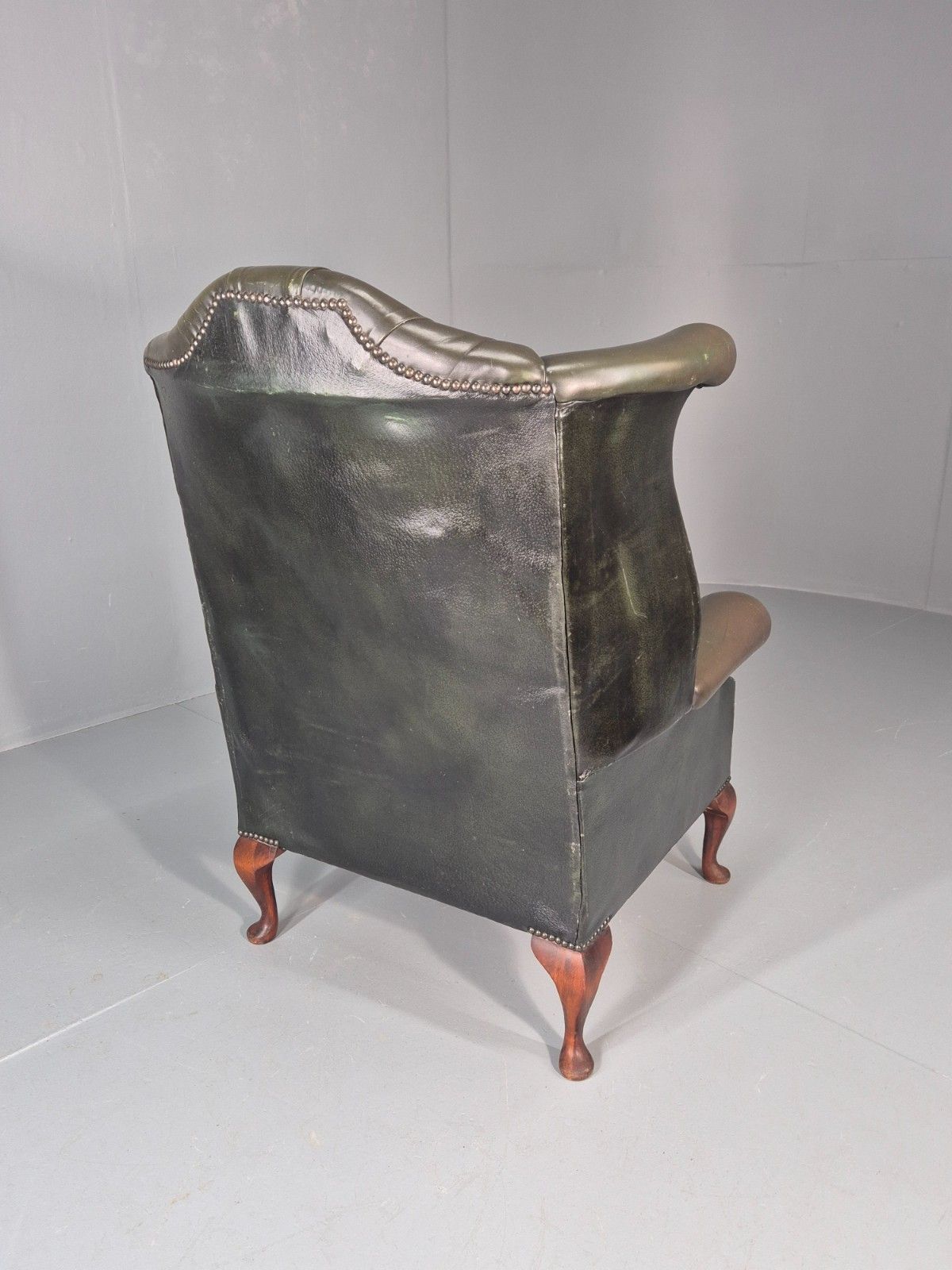 photo buy Vintage Wingback Leather Lounge Chair Queen Anne Style 1970s Retro Eb11532 Vlea
