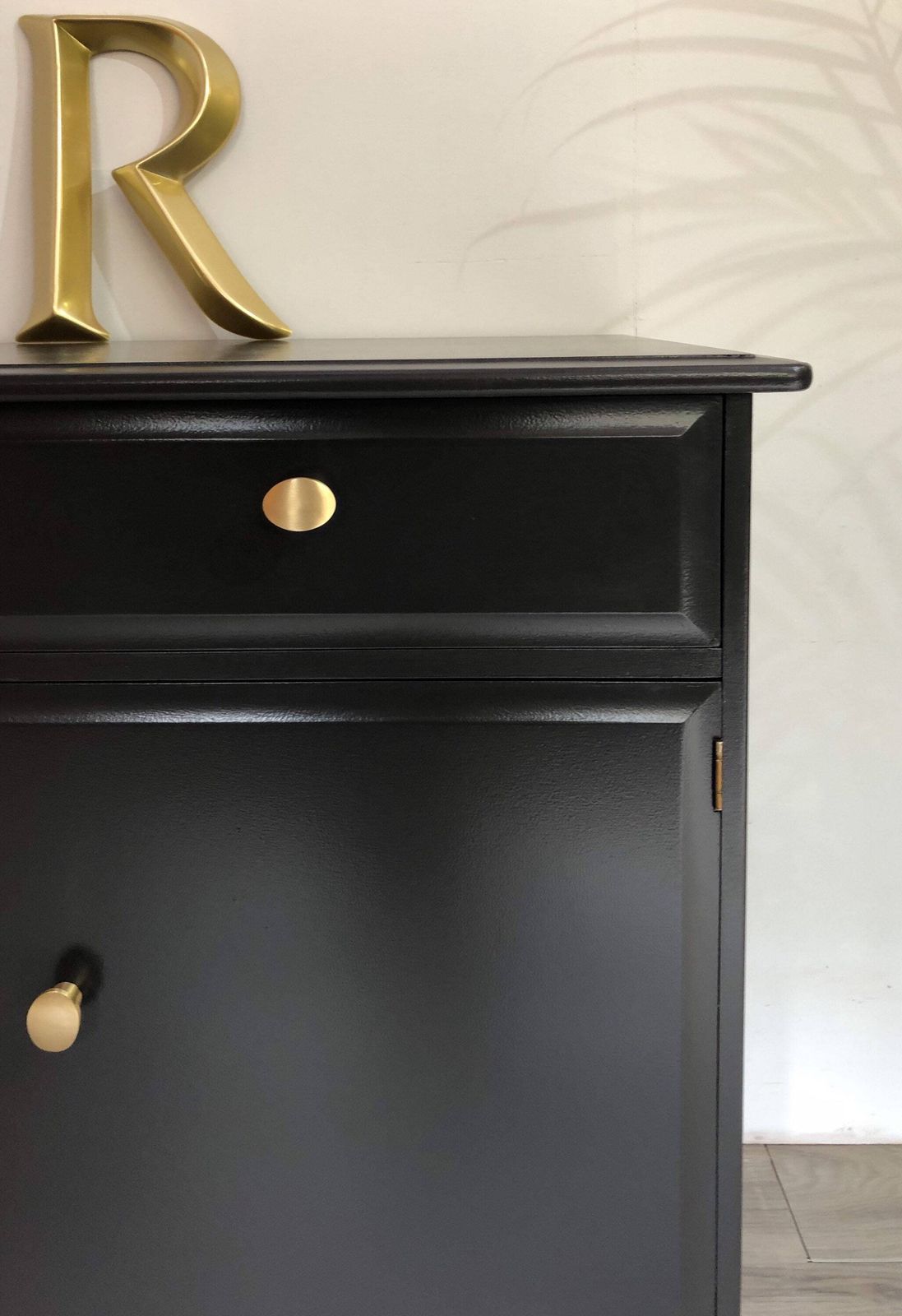 Stag Minstrel Small Sideboard Black photo 595.0