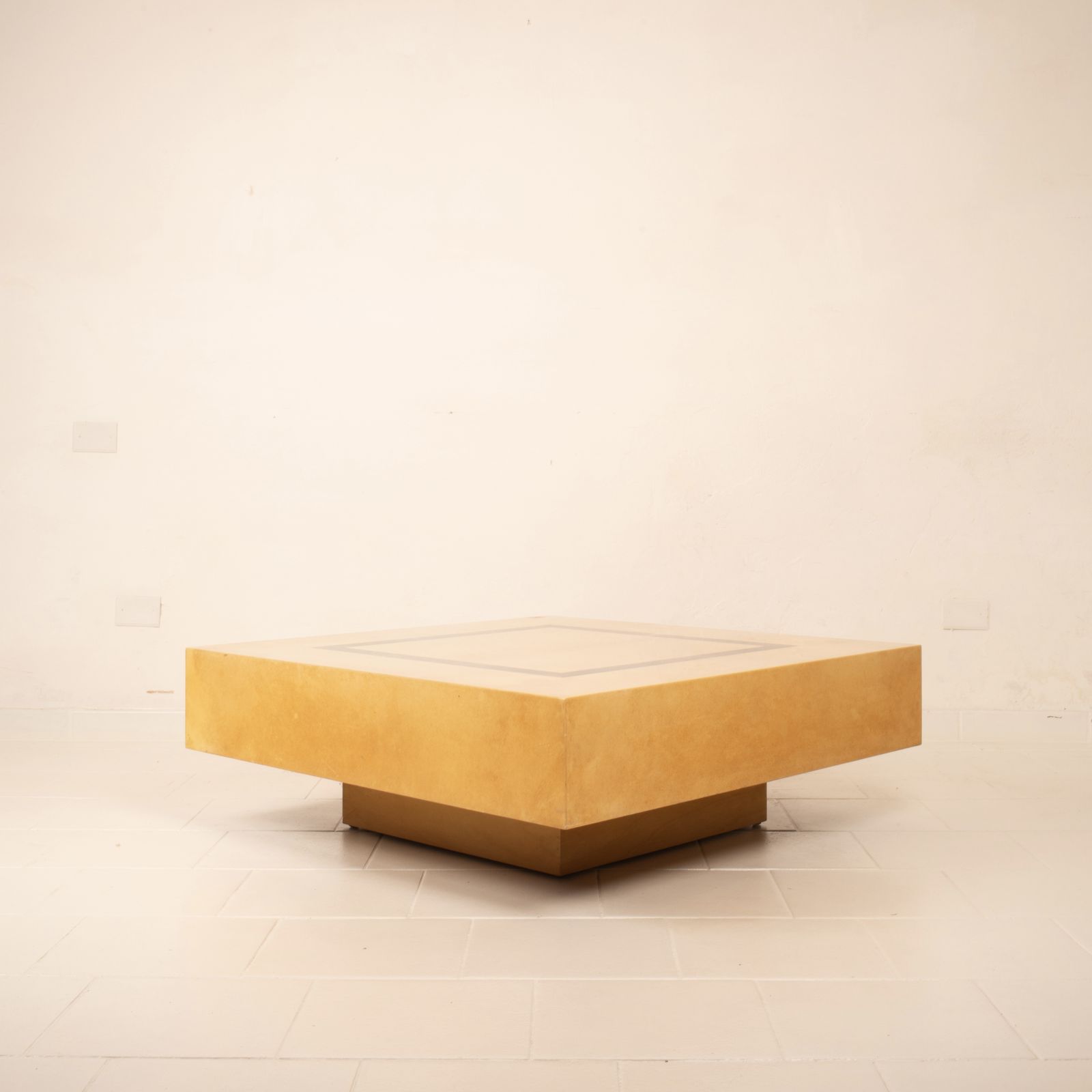 Nucci Valsecchi Coffee Table For Tura Milano 1970 Mod 3000d photo vinterior