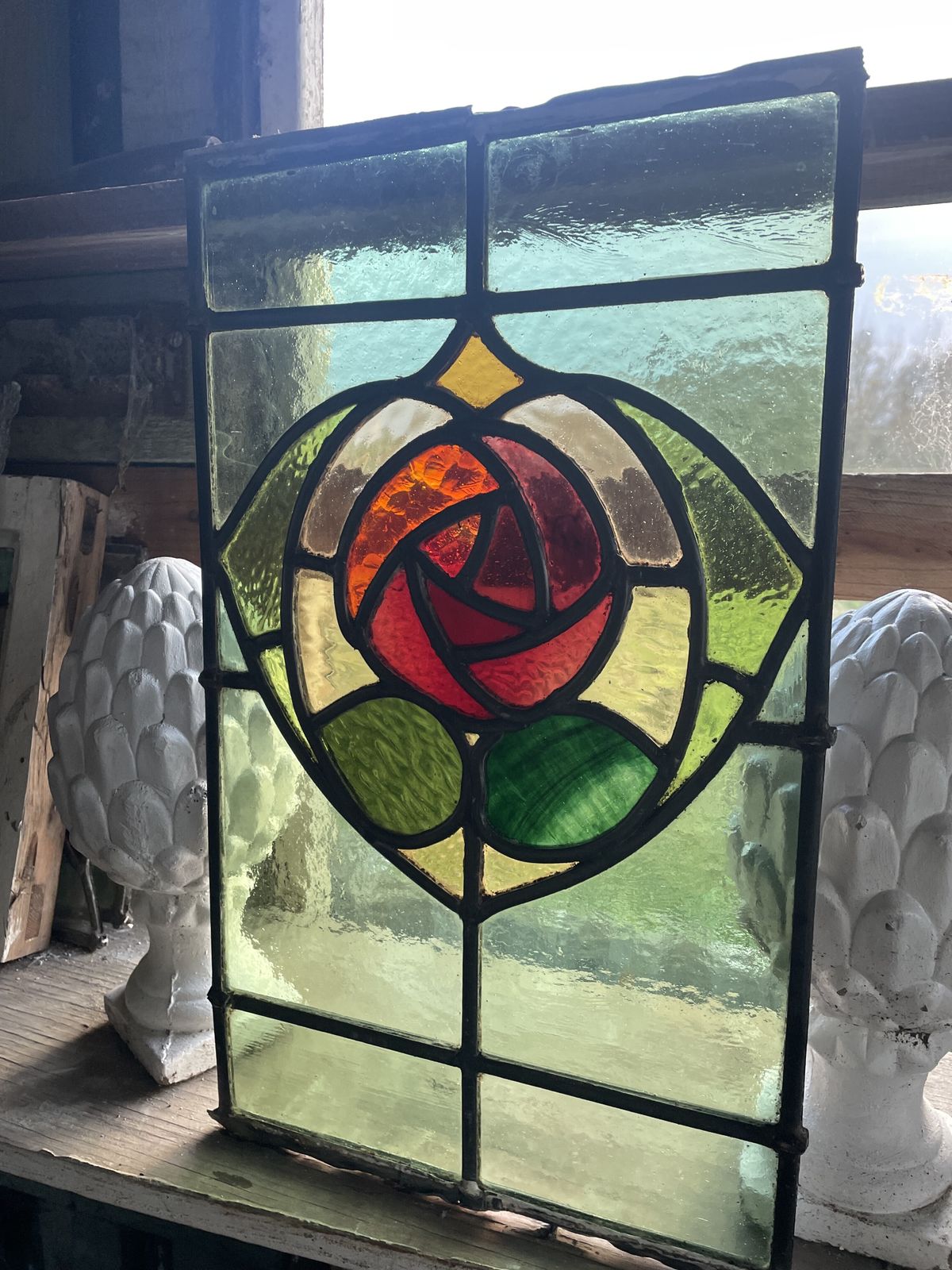 Edwardian Stained Glass Window With Vibrant Rose Central Motif And Emerald Green Glass C.1900 H39xw29cm (Part Of 2 Windows In Family) photo Home Fixtures