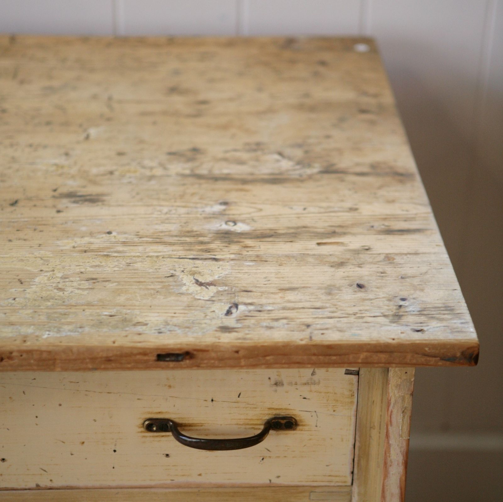 photo furniture Large English Painted Pine Shop Counter