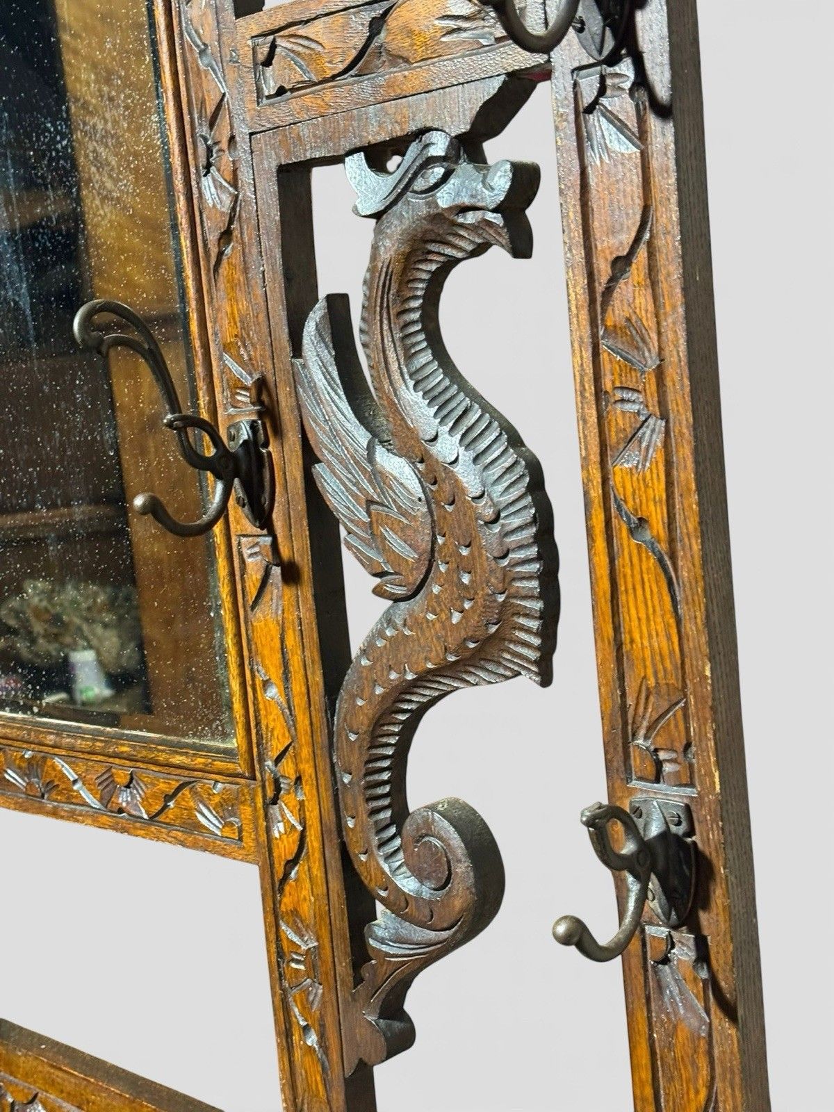 photo vintage Antique Green Man Carved Oak Hall Stand Coat Stand C1880s Superior Quality