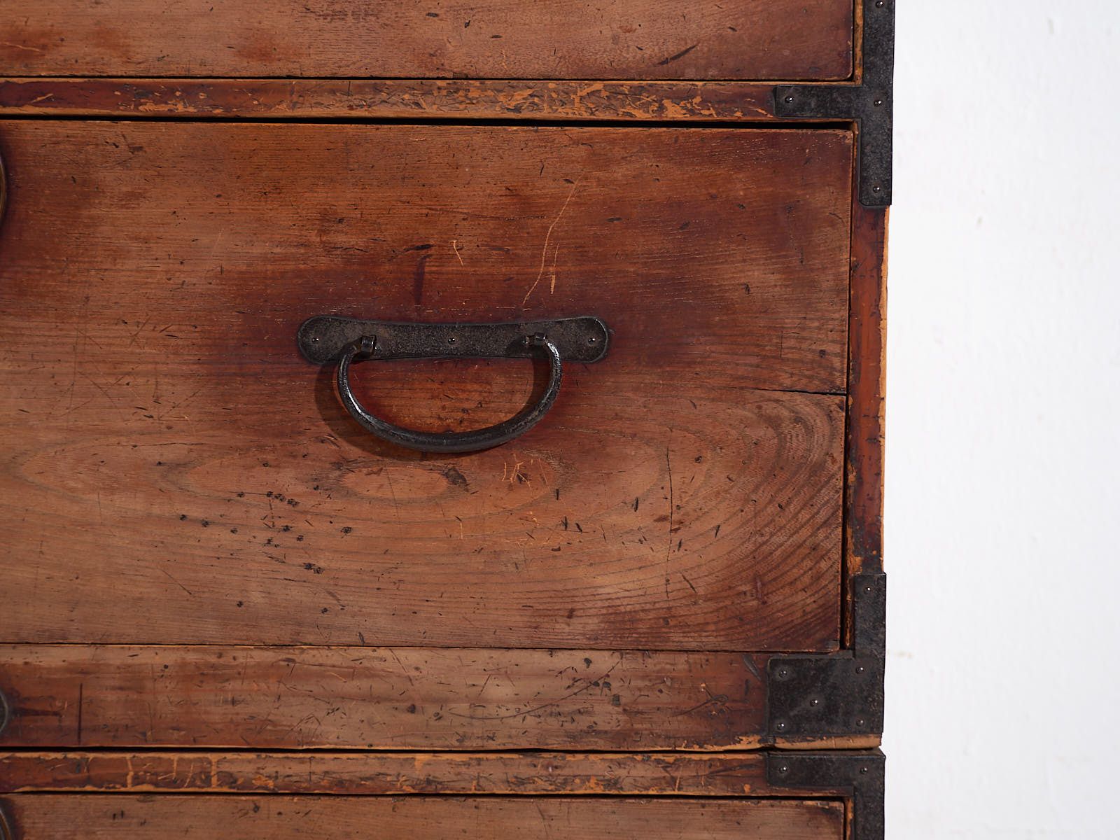 photo furniture Antique Japanese Tansu – Meiji / Taishō Period (C.1868 1926) #100