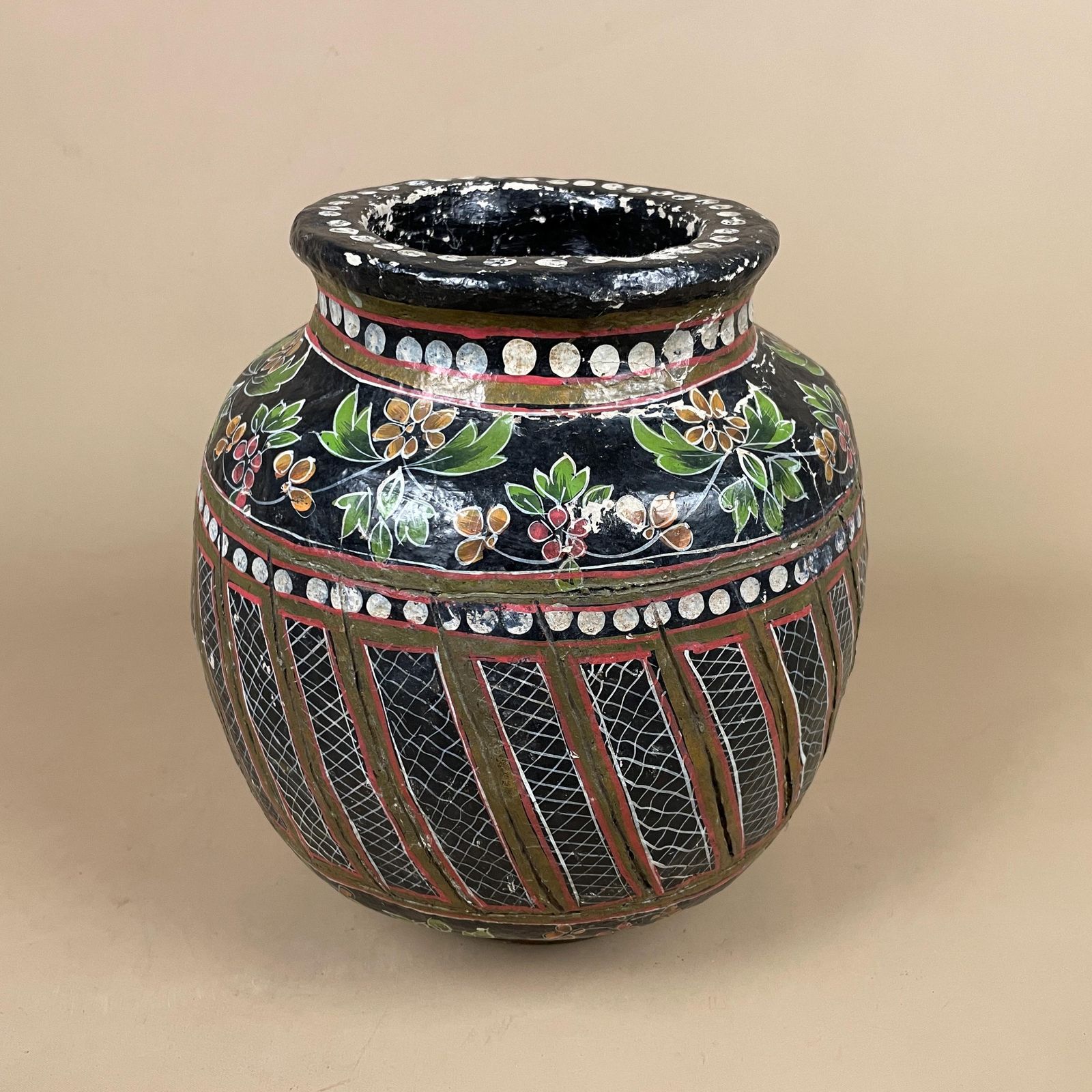 Kashmiri Style Paper Mache Floral Pot Black Hand Painted Indian Folk Art Vase Boho Home Decor Asian Vintage photo Home Decor