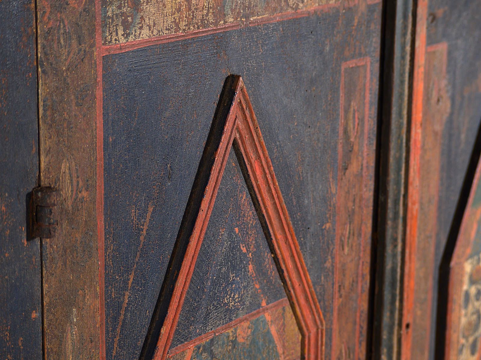 Austrian Painted Wardrobe – Late 18th – Early 19th Century (C.1780 1820) photo vinterior