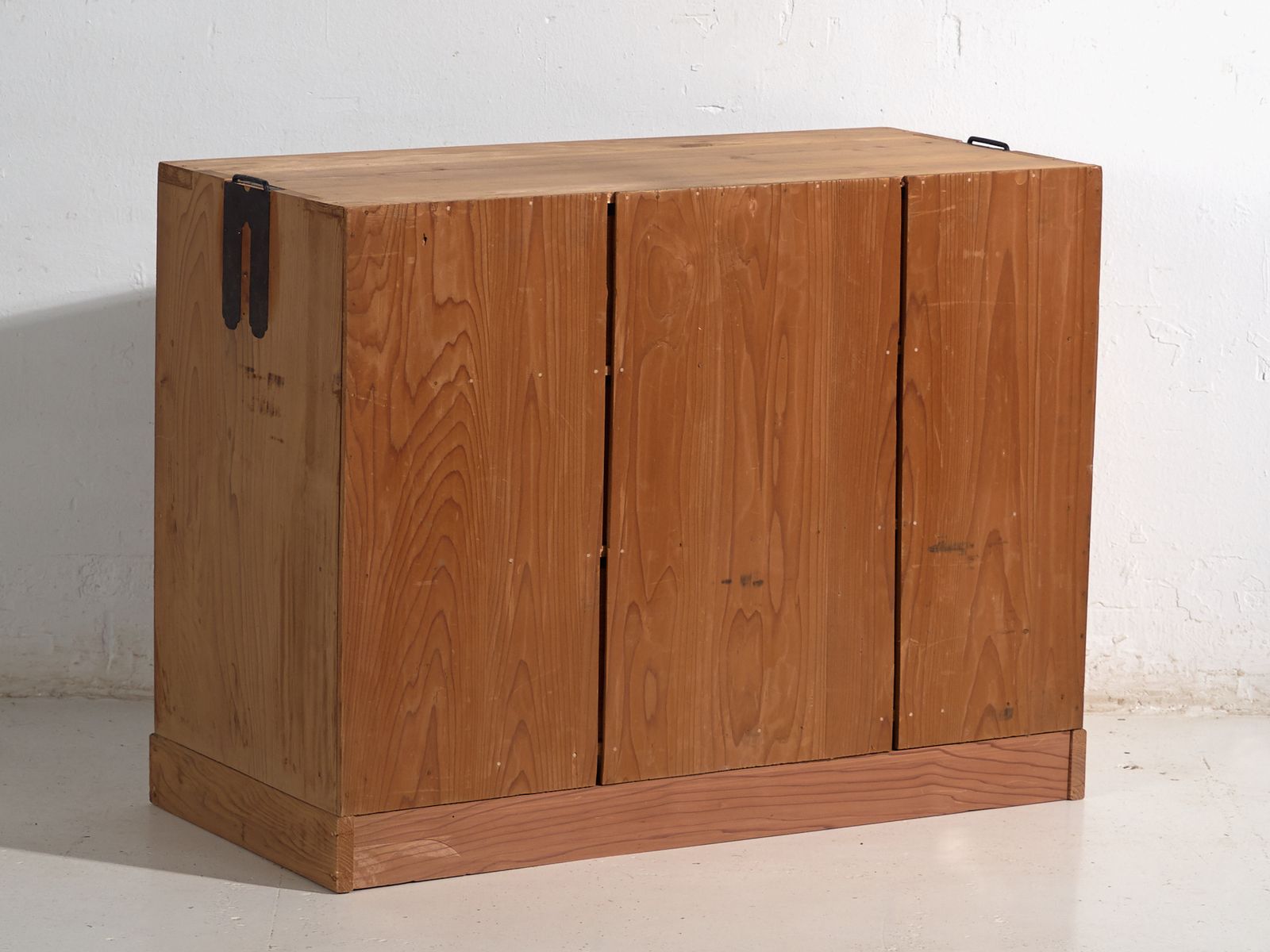 photo for sale Antique Japanese Chest Of Drawers – Taishō / Showa Period (C.1920 1970) #30