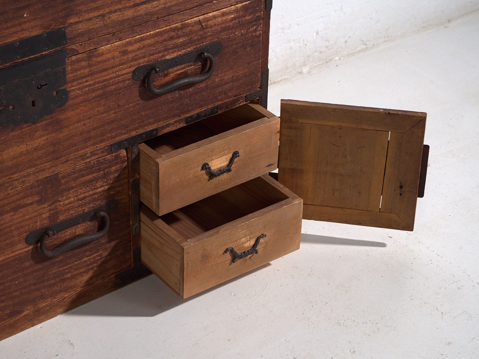 Furniture Antique Tansu Chest Of Drawers With Small Door – Meiji / Taishō Period (C.1868 1926) #33 photo