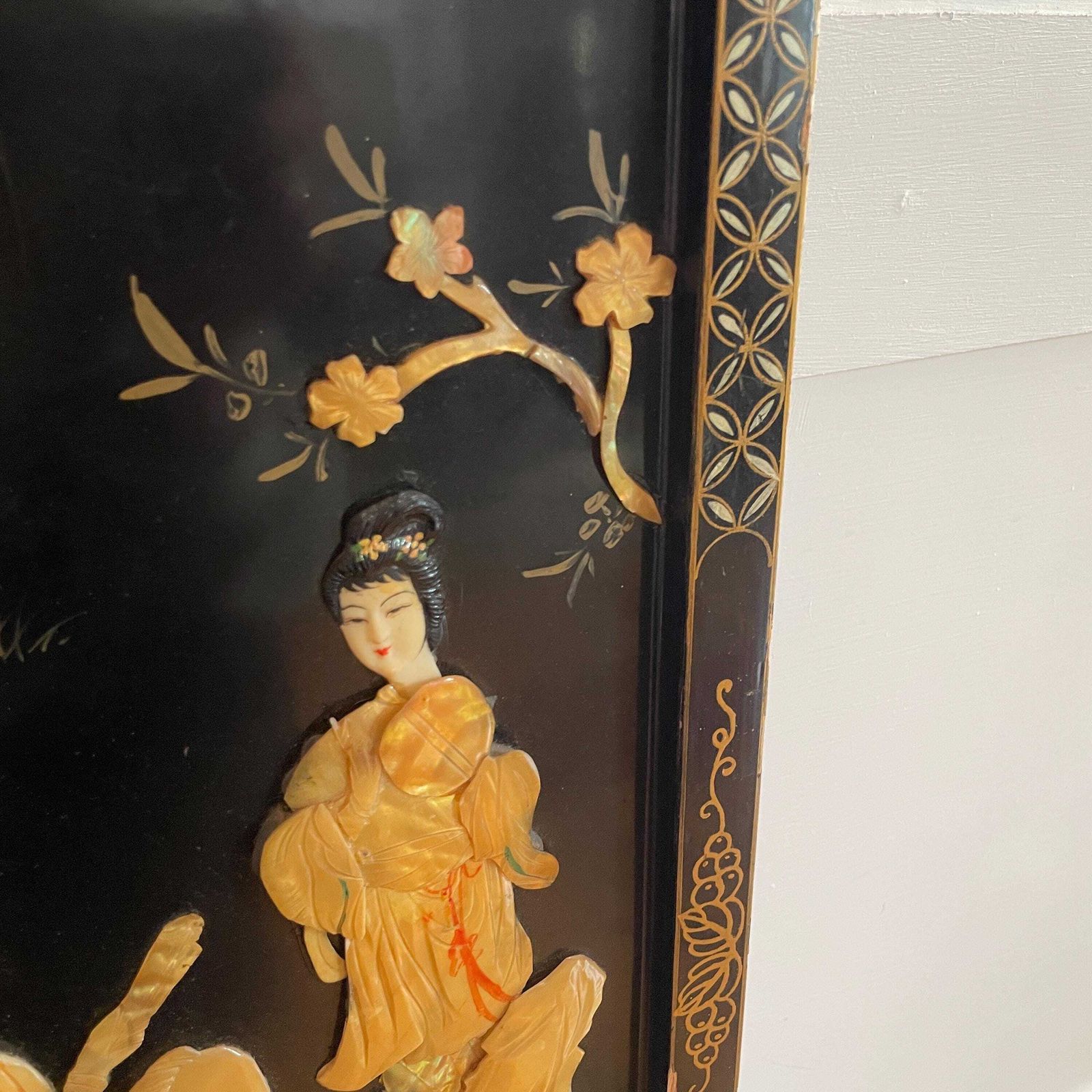 Oriental Black Lacquer Panel Figurative Chinese Wall Artwork Mother Of Pearl Traditional Asian Decorative Interior Piece Screen photo vintage