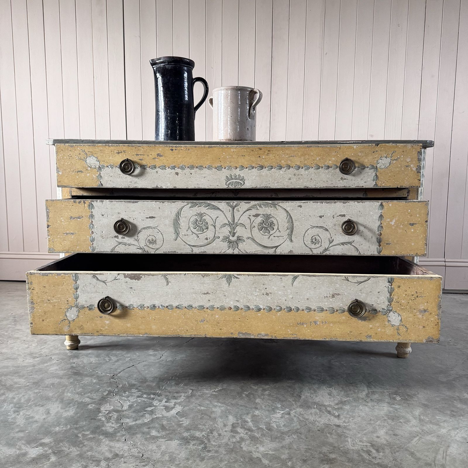 photo furniture 19th Century French Chest Of Drawers